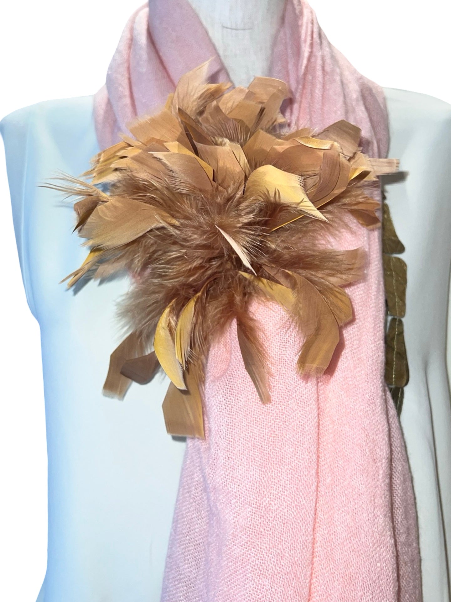 Broche Il Baco Da Seta Plumas Pequeños Mostaza