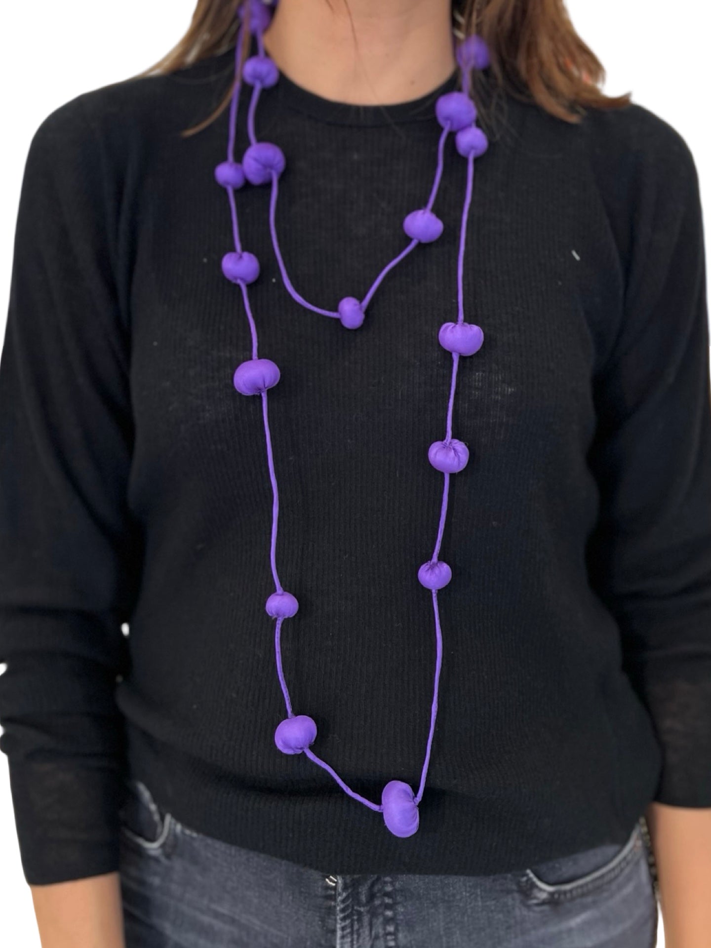 Collana Il Baco Da Seta Palline di seta bozzolo viola