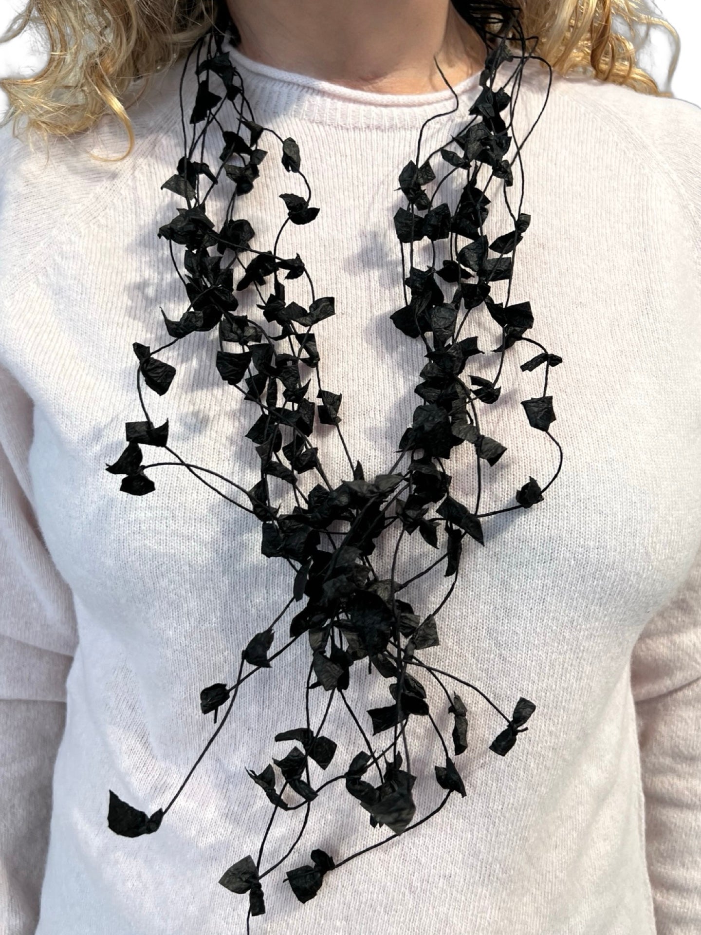 Collar Ana Hagopian Loop Long Negro