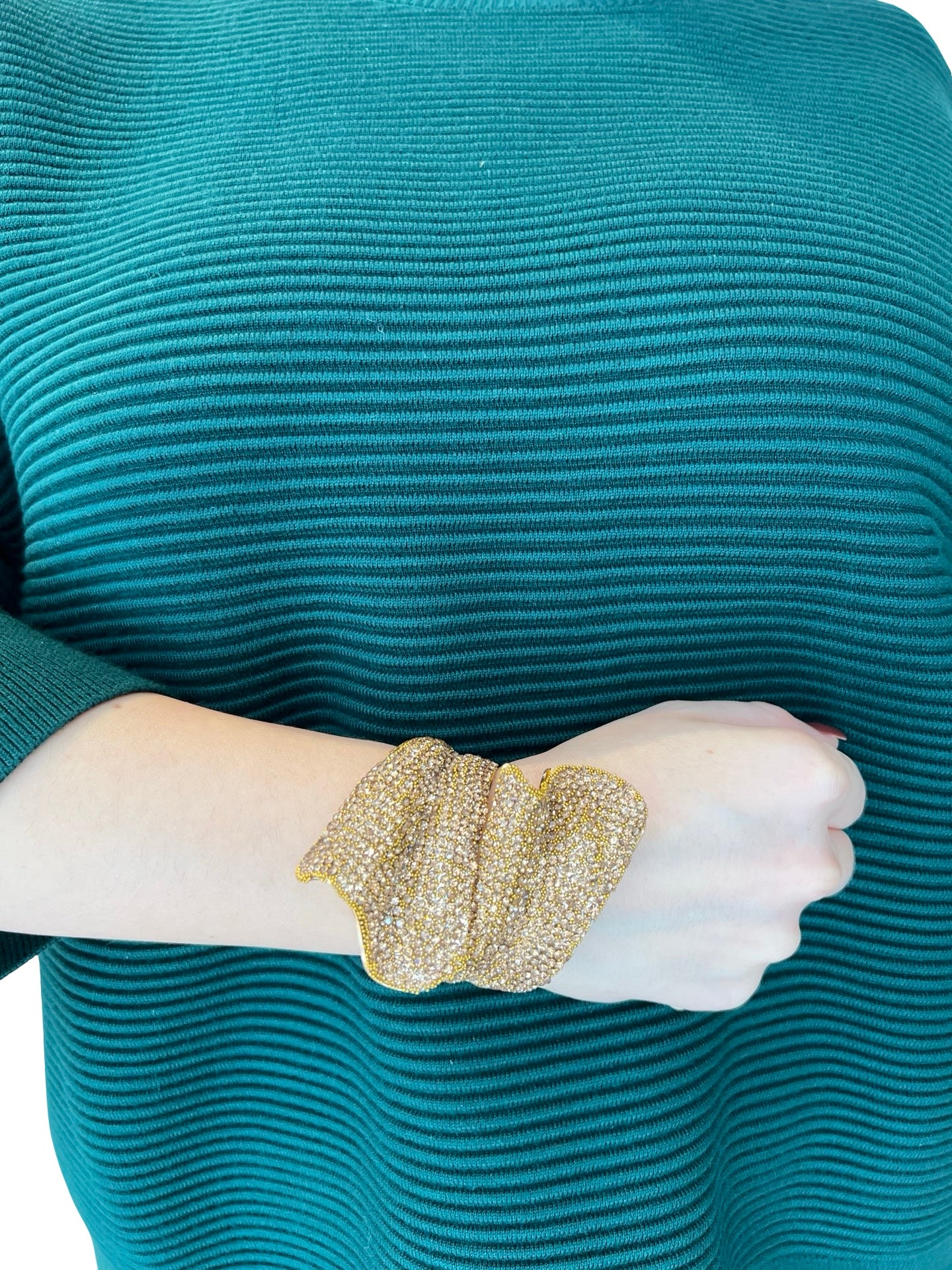 Pulsera Il Baco Da Seta Abierta Cristales Dorado