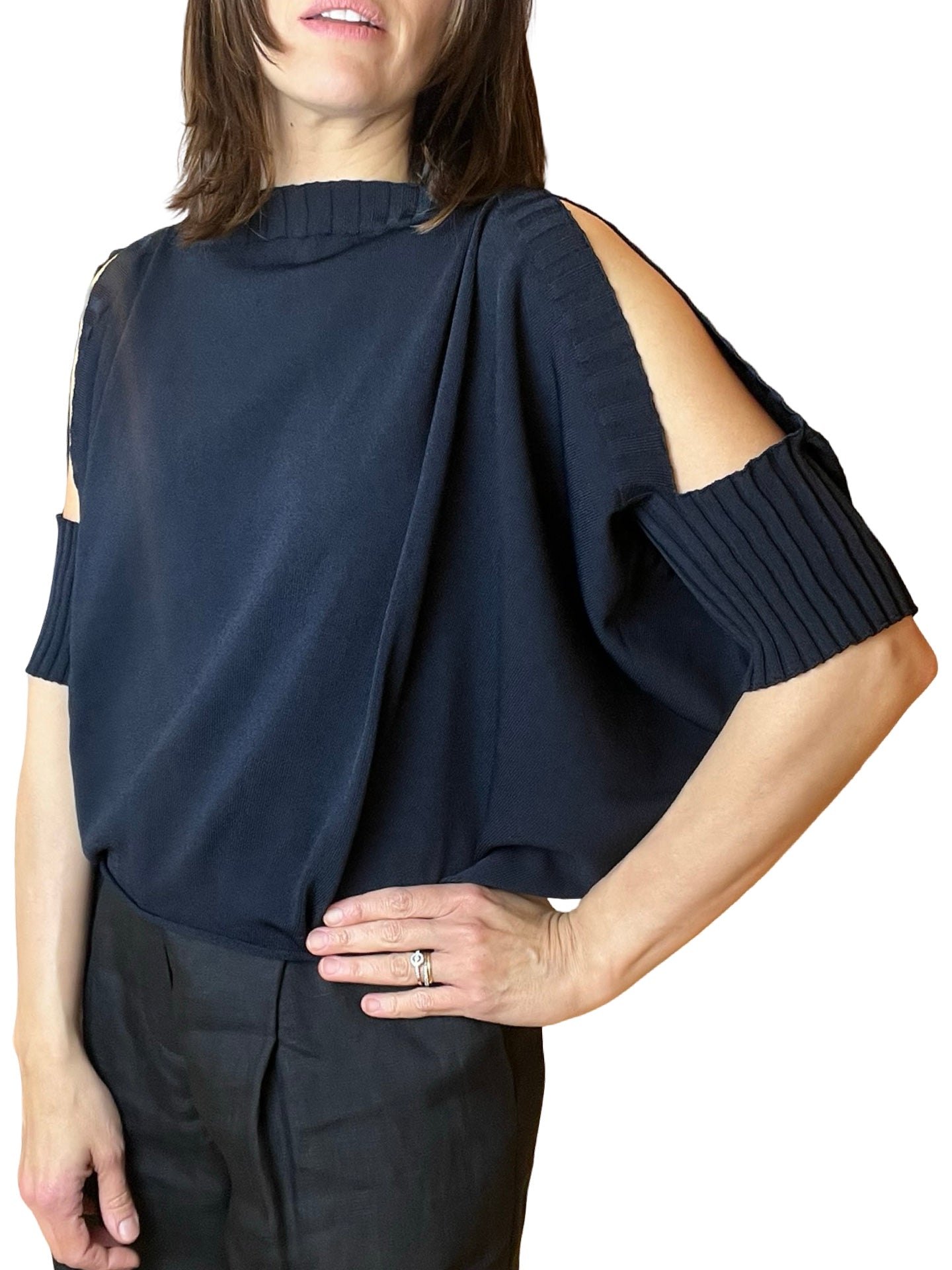 Bras ouverts pour pull léger Conti