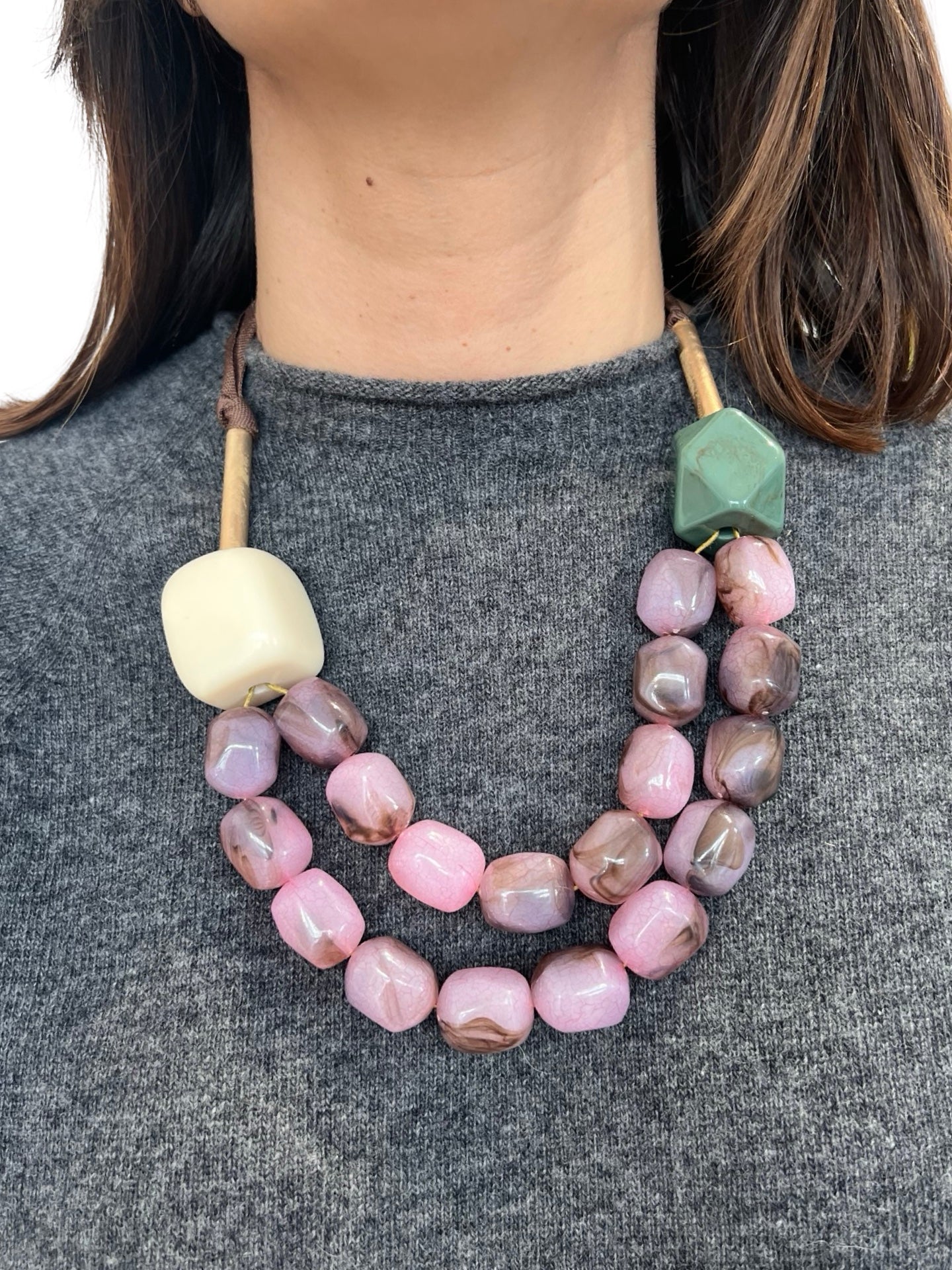 Collar Il Baco Da Seta Corto Cuadrado Poligono Rosa