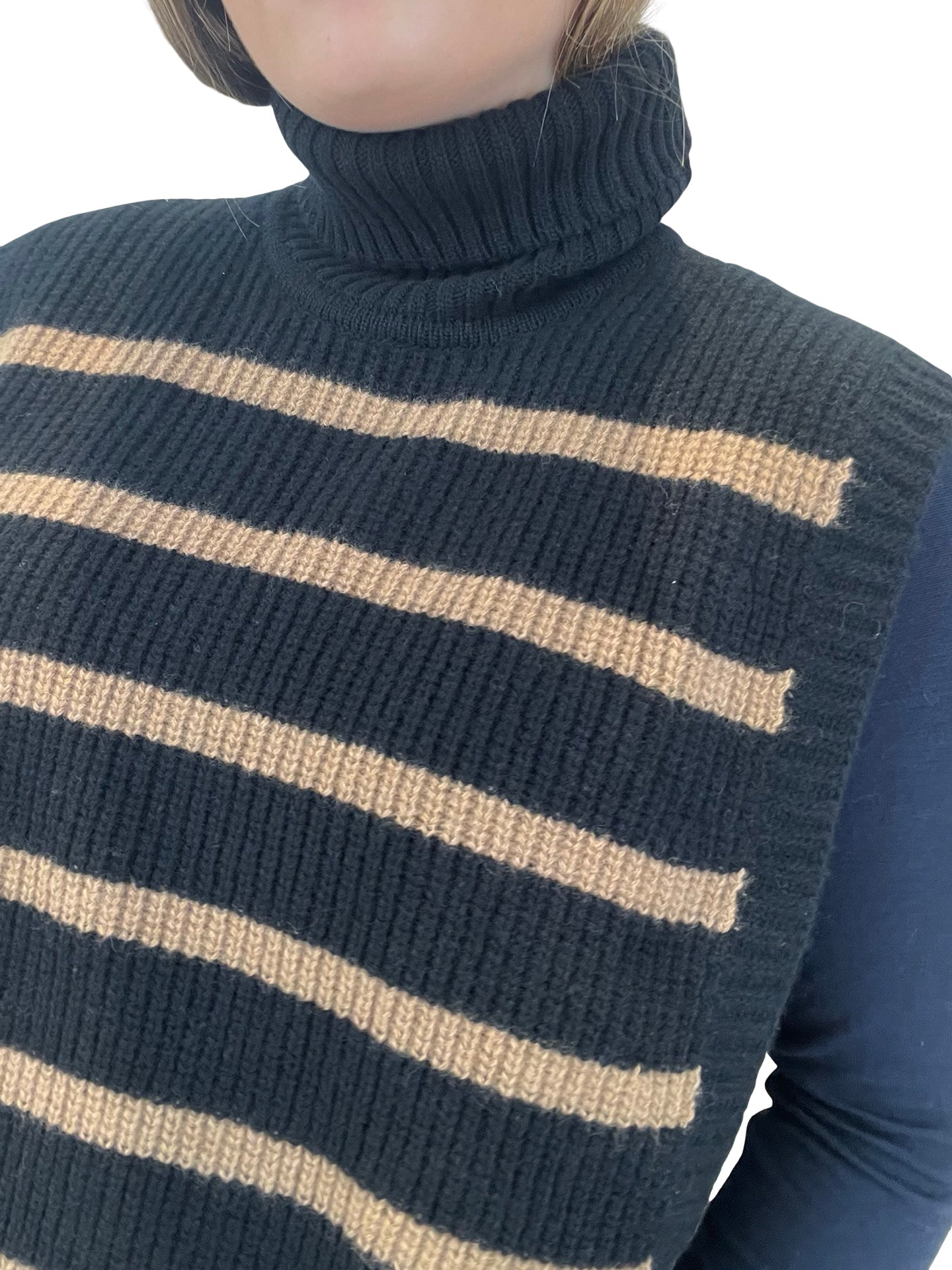 Cuello Davantino Cisne Rayas