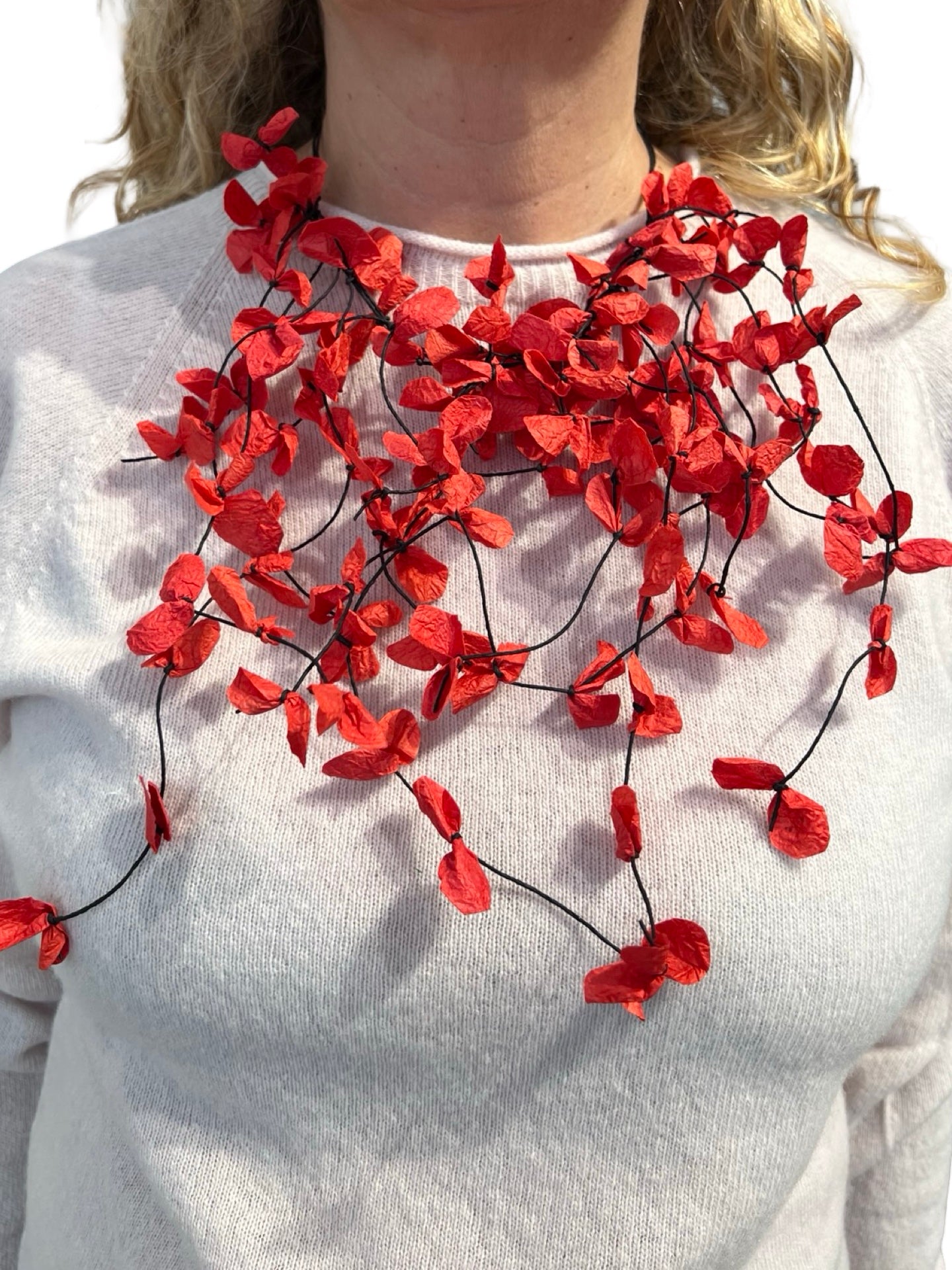 Collar Ana Hagopian Sakura Rojo