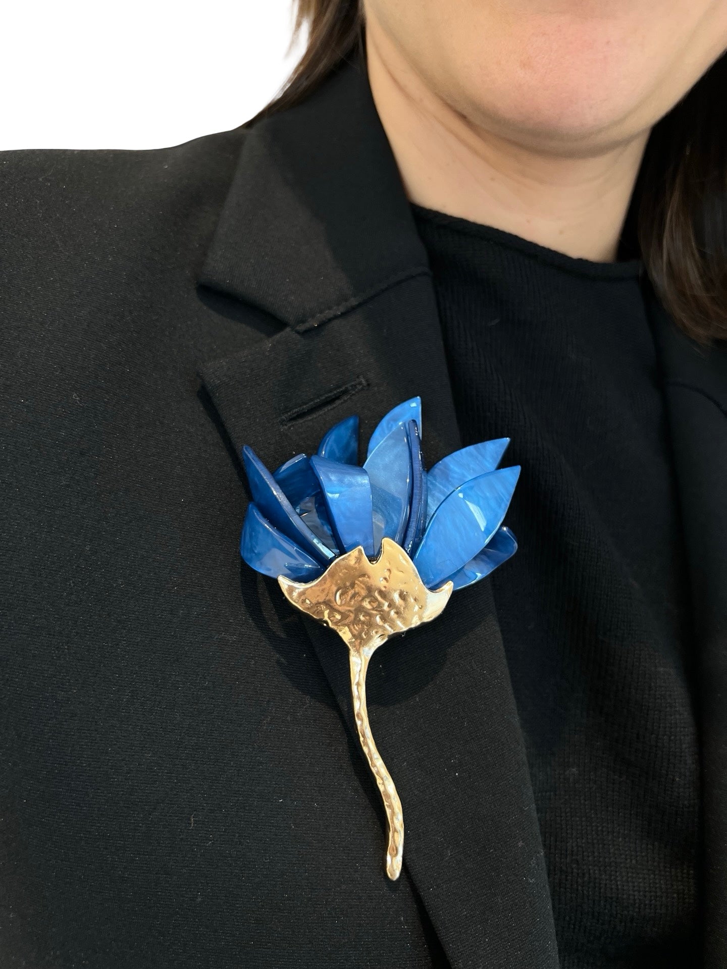 Broche Il Baco Da Seta Flor Metal Resina Azul