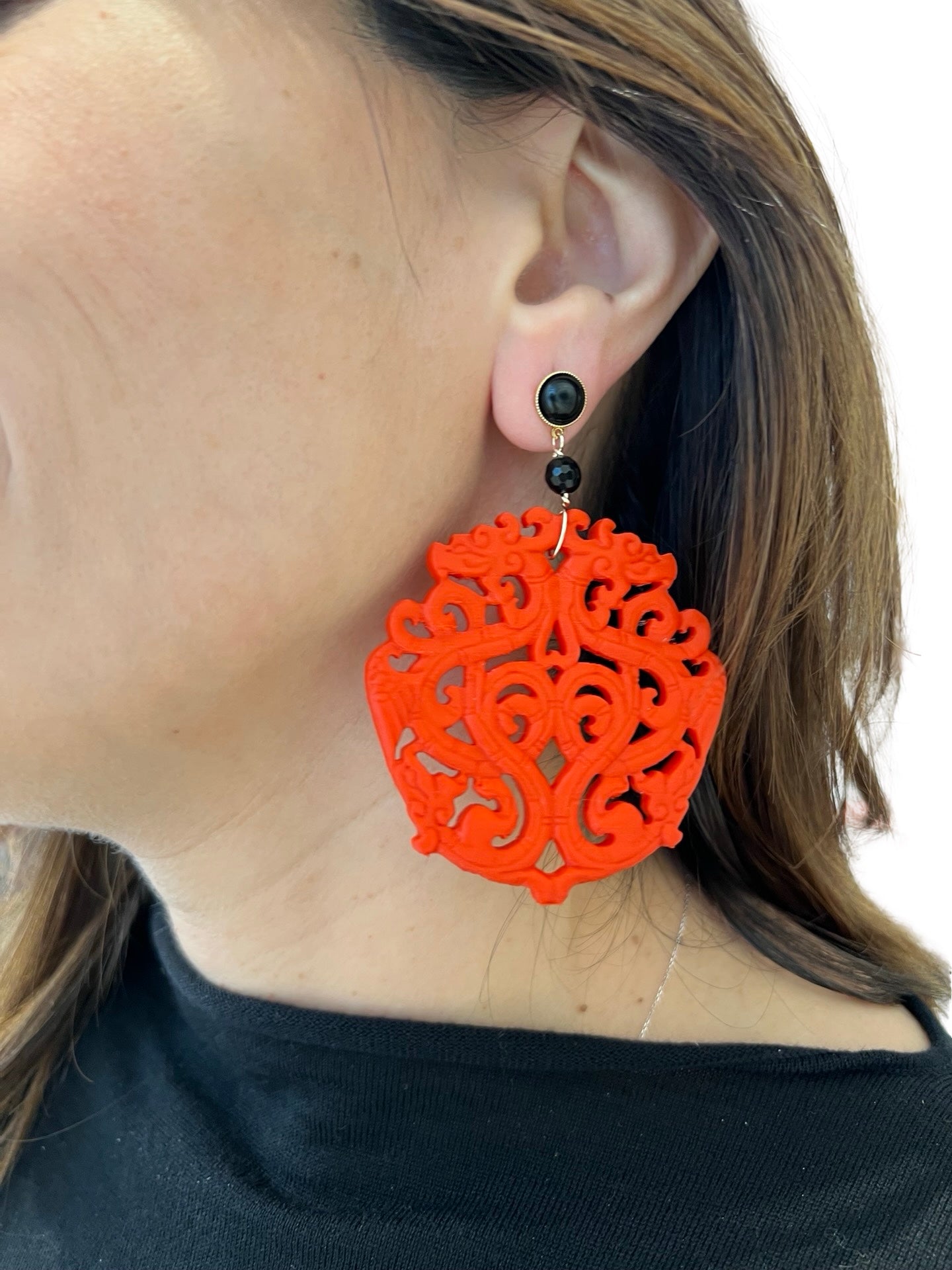 Fabrizio Marcantelli Boucles d'oreilles médaillon sculpté Natura Corail