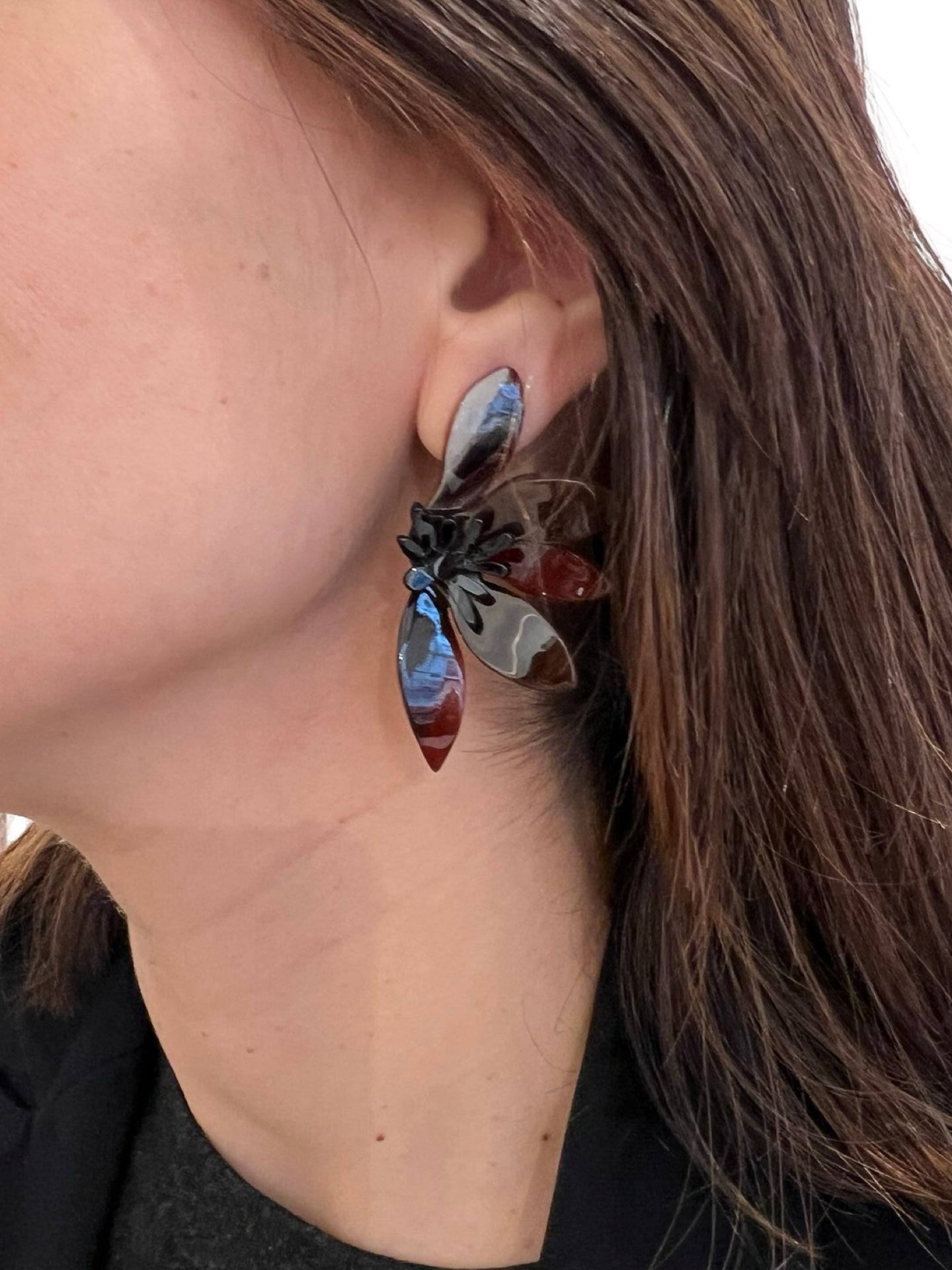 Pendientes Il Baco Da Seta Flor Resina Marrón