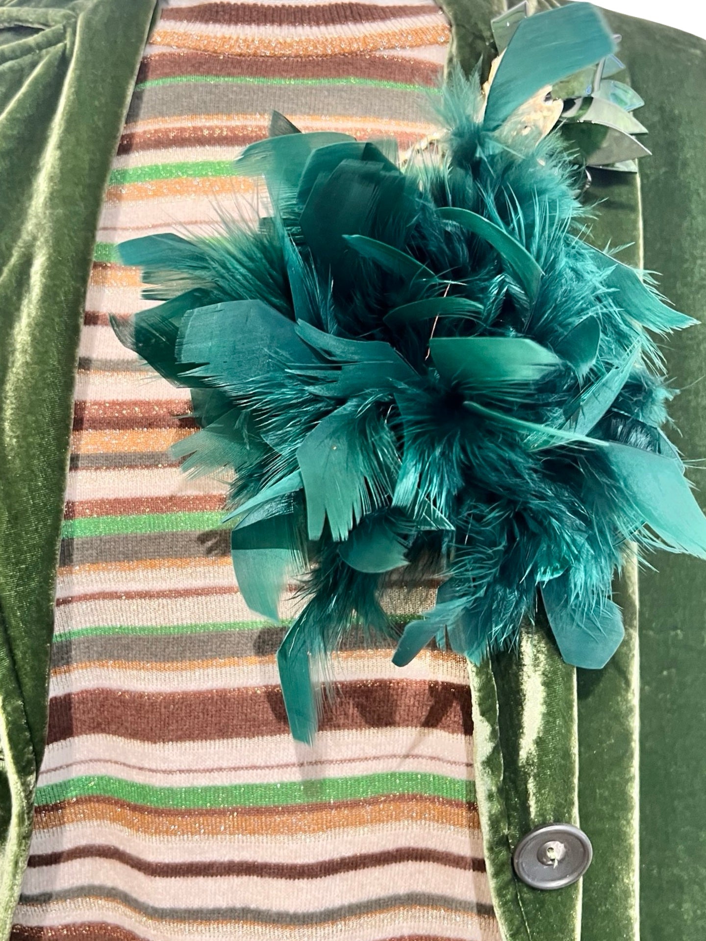 Broche Il Baco Da Seta Plumas Pequeño Verde Botella