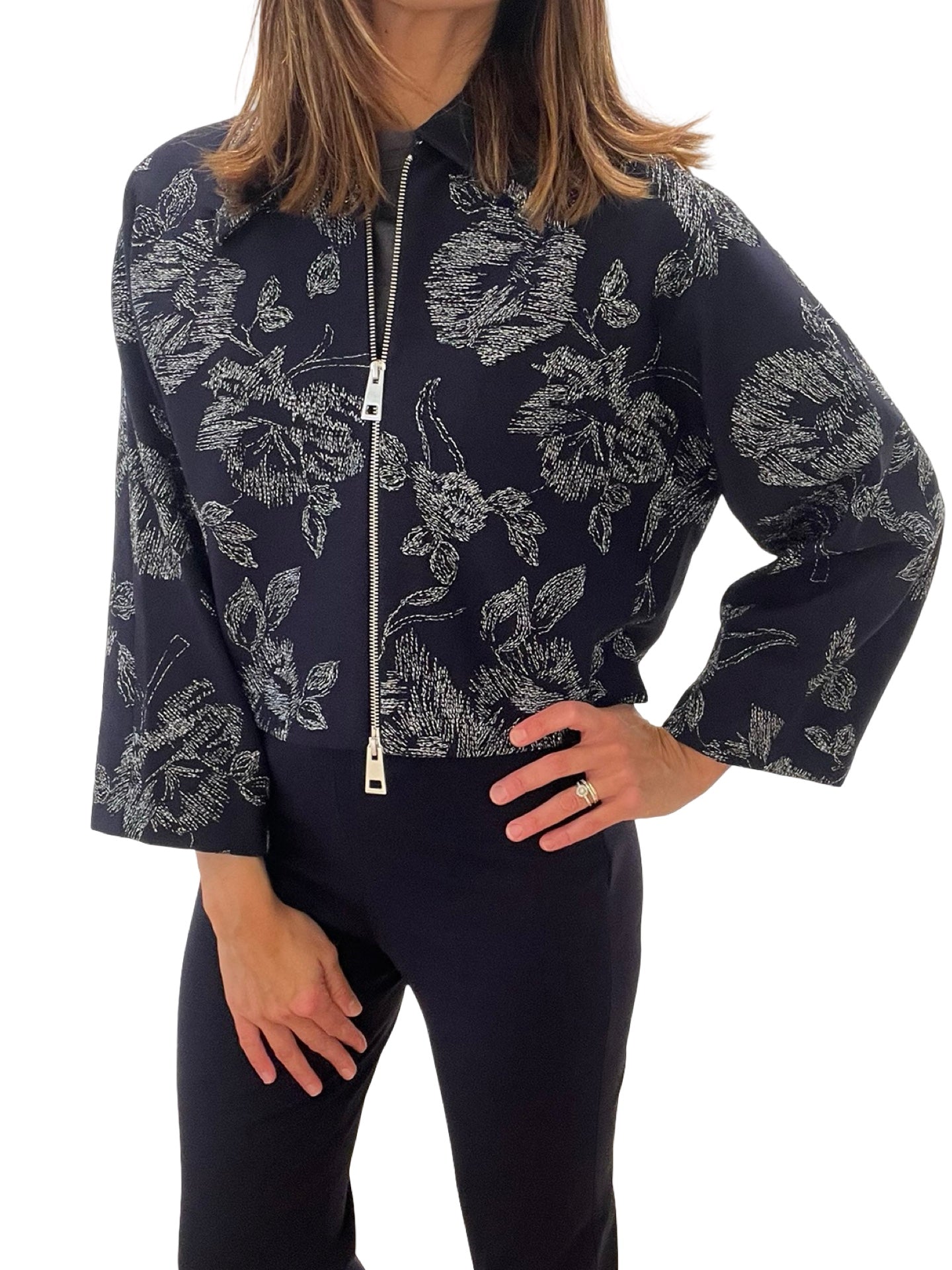 Chaqueta Liviana Conti Bordada Lurex