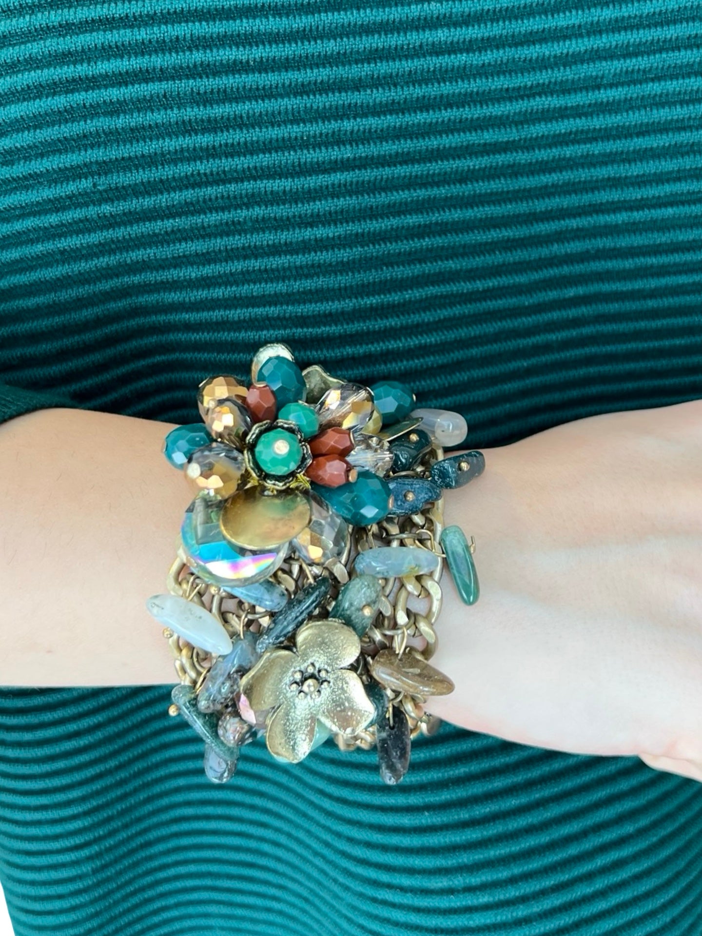 Bracelet Il Baco Da Seta Chains Flowers and Green Stones