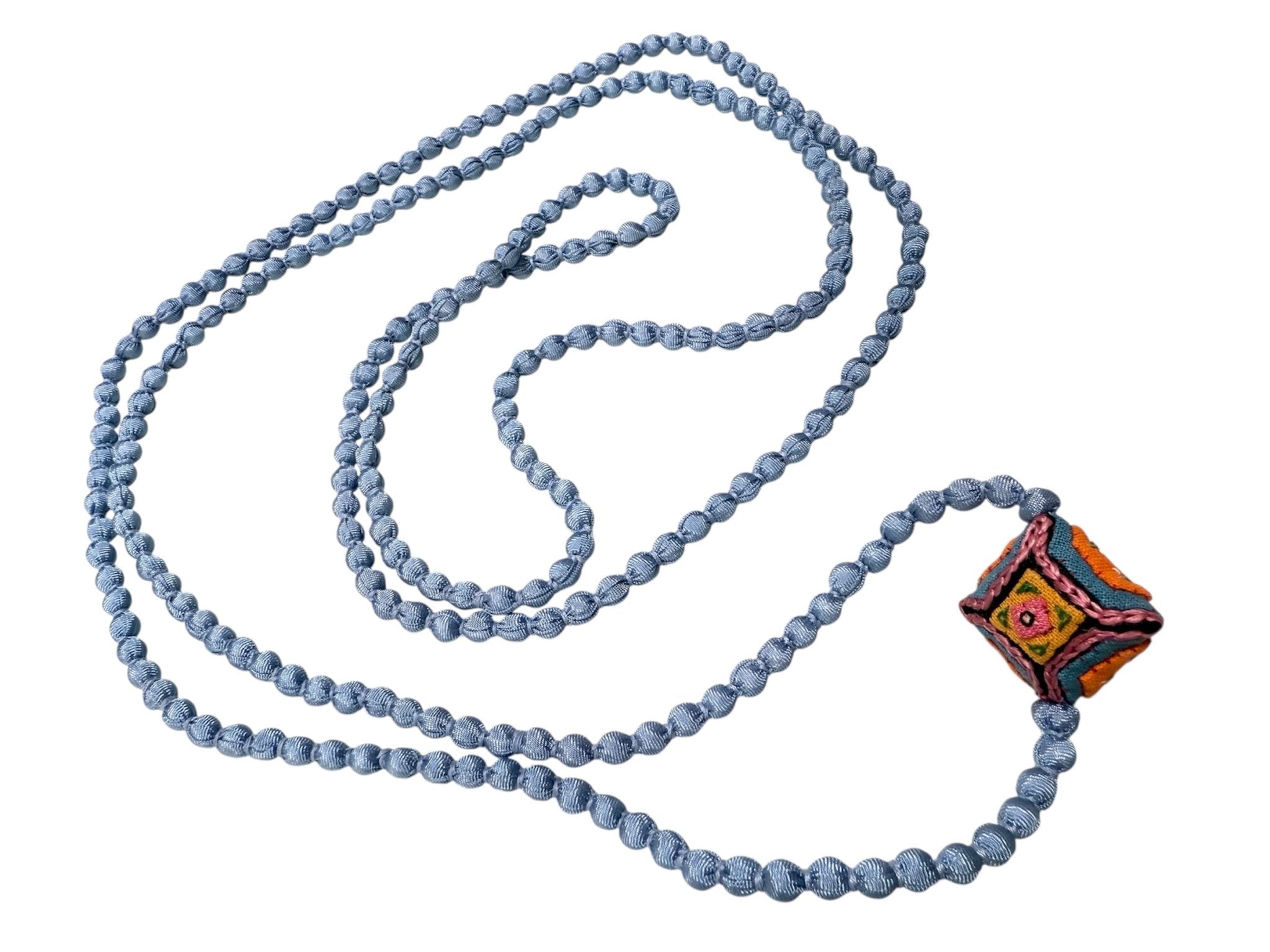 Collier Il Baco Da Seta Mini Balls Ly Sky Pillow