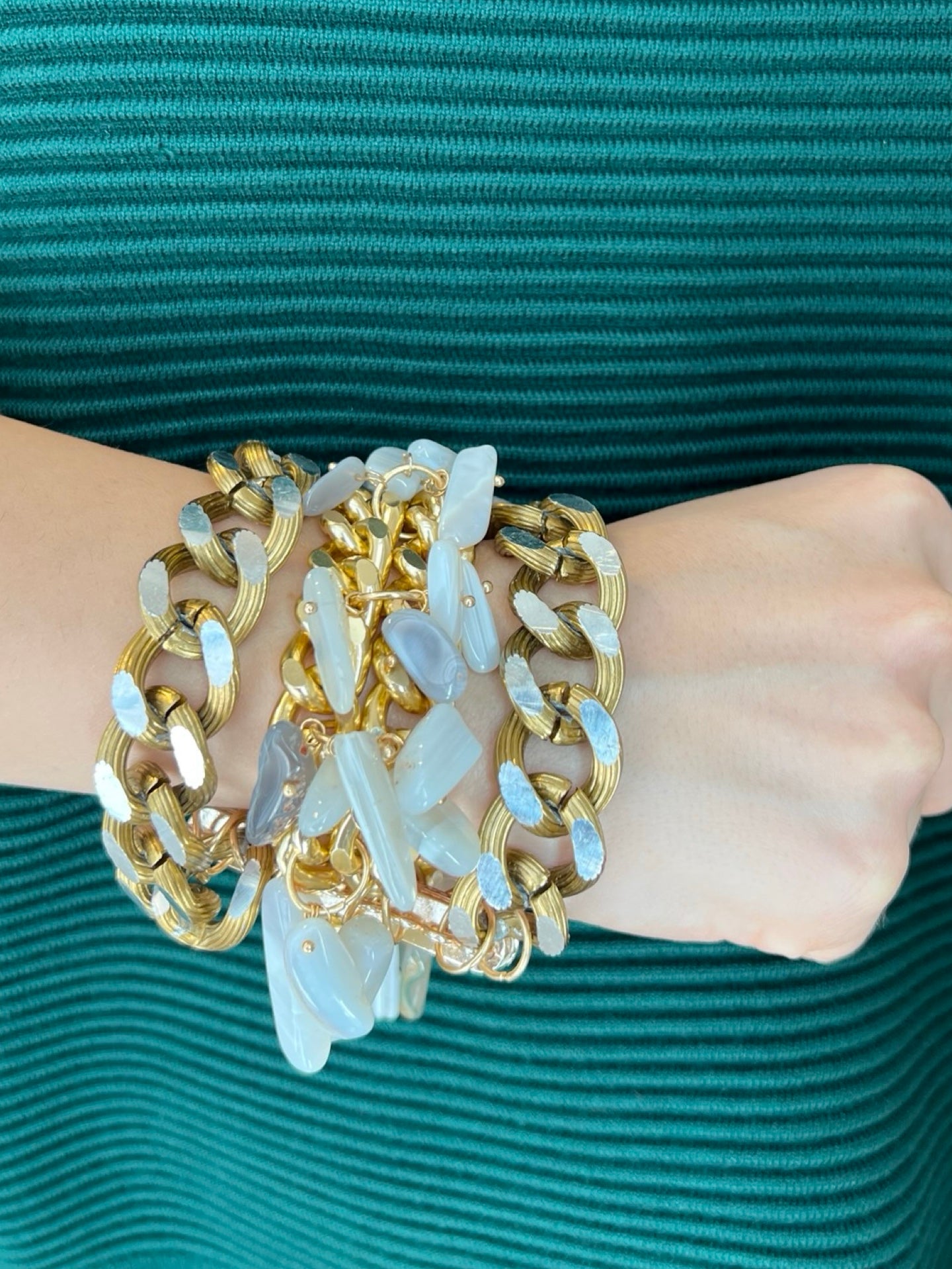 Bracciale Il Baco Da Seta Collegamenti larghi Pietre bianche