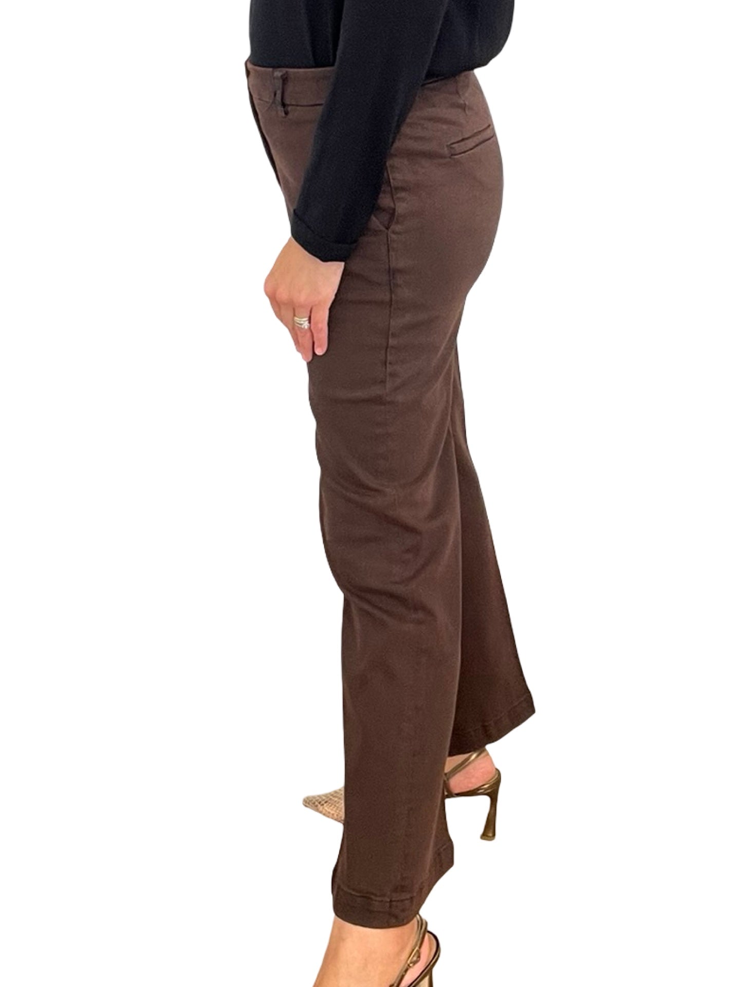 Worn -out -wing pants