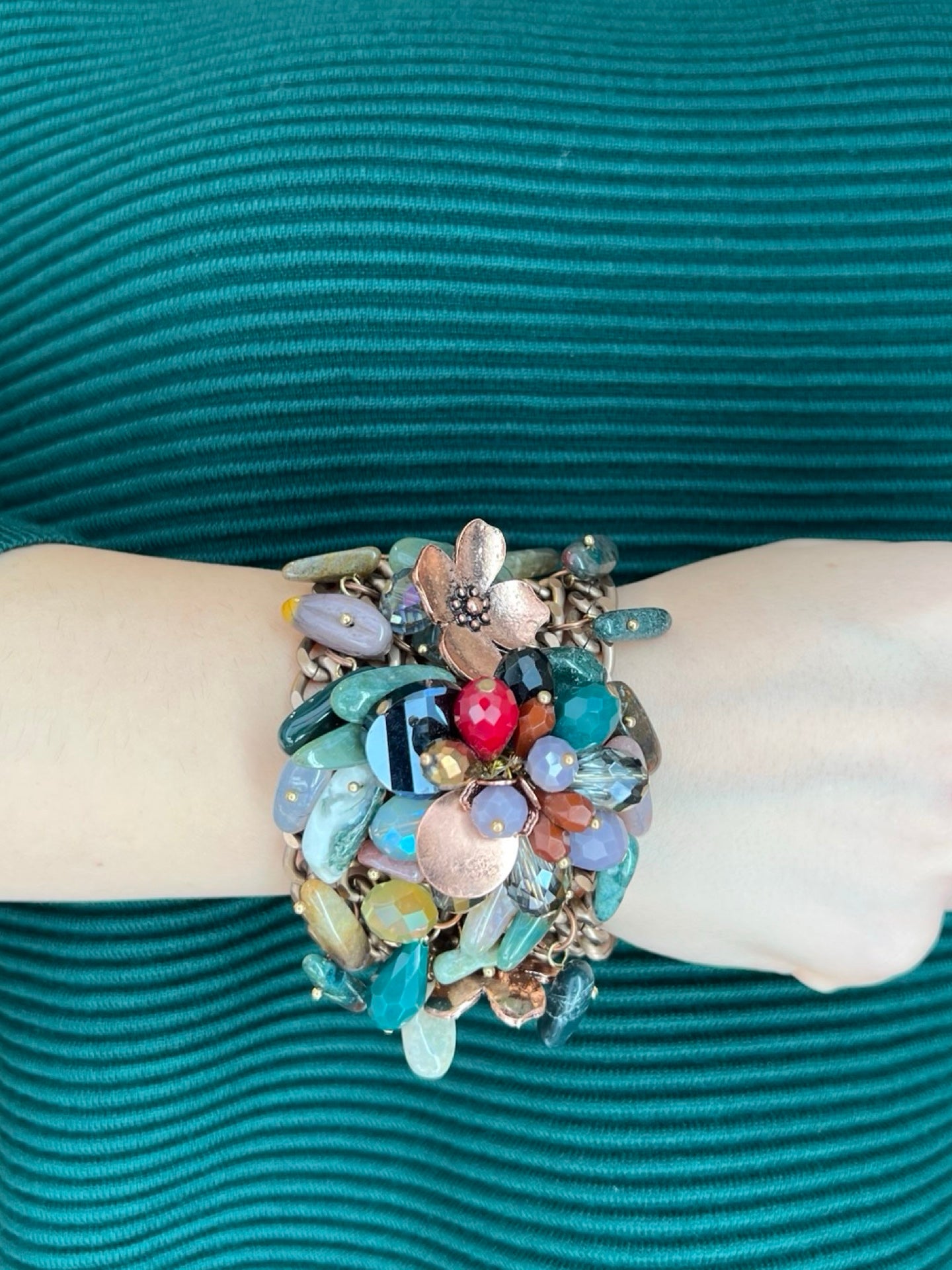 Bracelet Il Baco Da Seta Chains Flowers and Green Stones