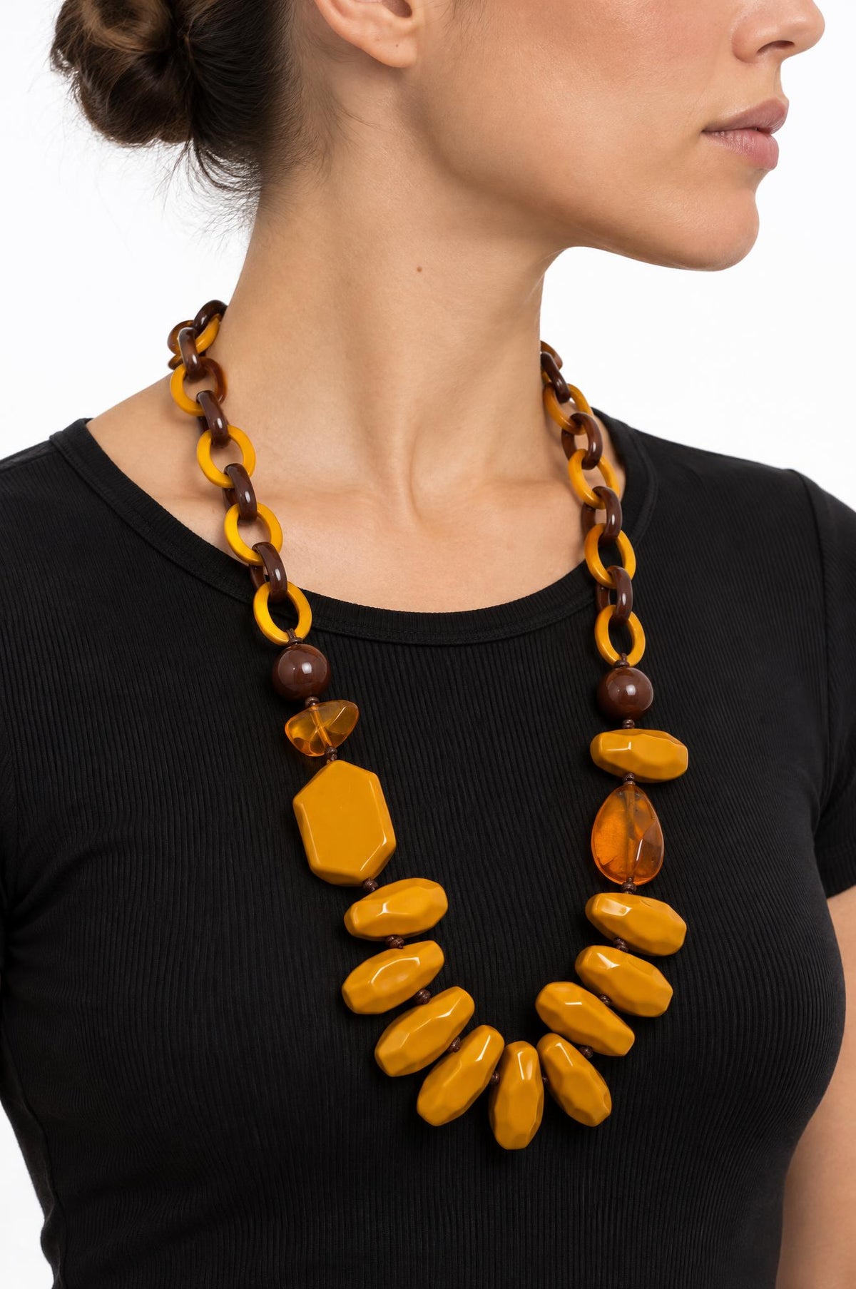 Collana Il Baco Da Seta Collegamenti di senape
