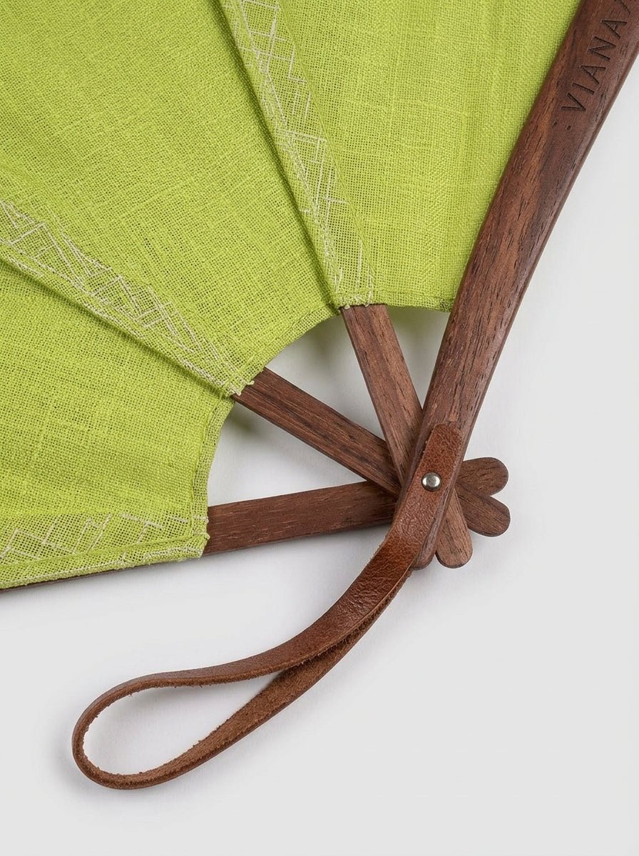 Le fan de Viana Samana Fan