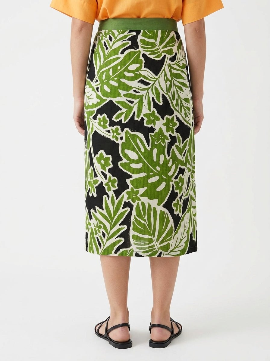Niu Skirt With Panel
