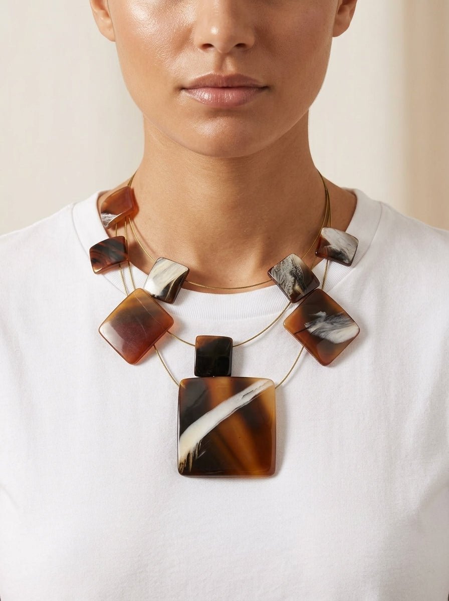 Collar Il Baco Da Seta Cuadrados Marrón
