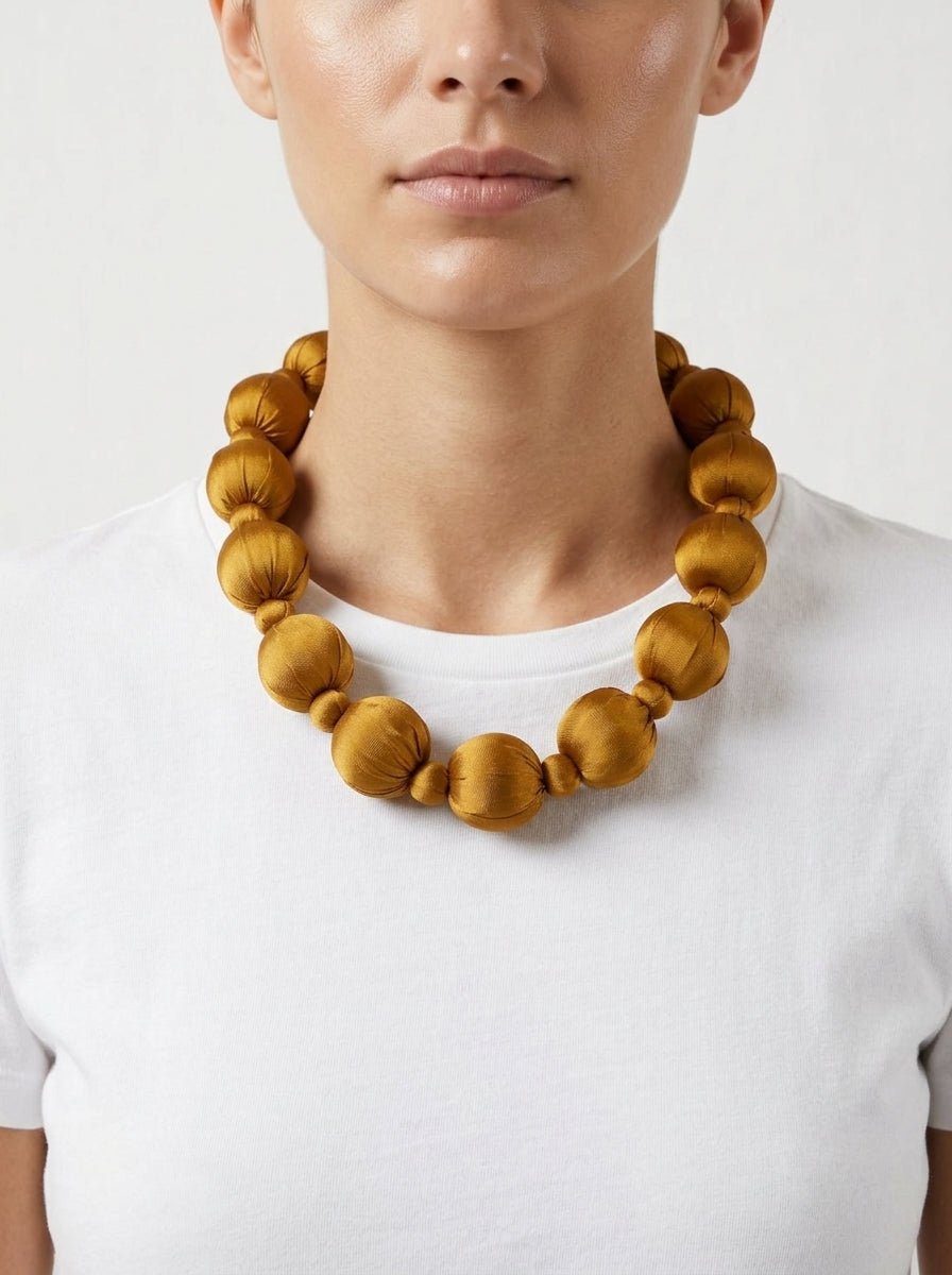 Collar Il Baco Da Seta Lihn Camel
