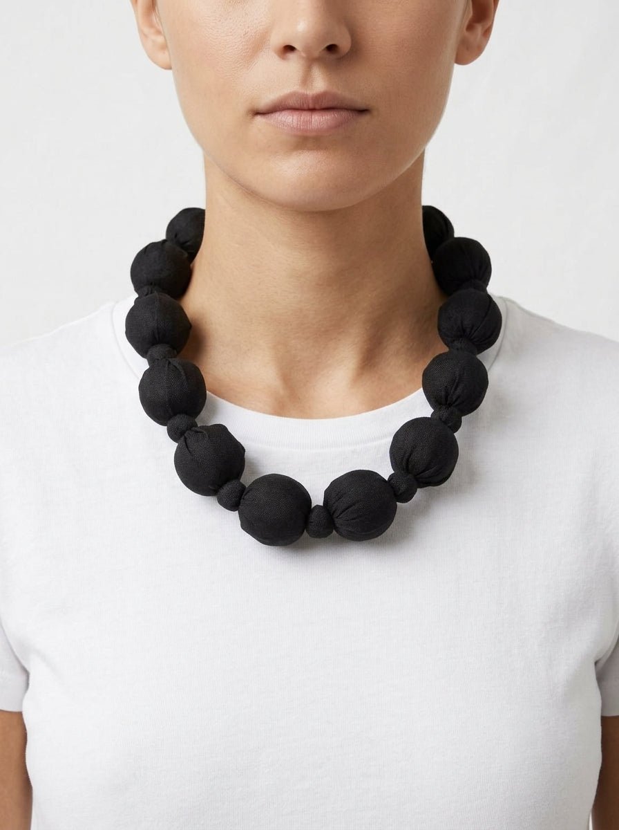 Collar Il Baco Da Seta Lihn Negro