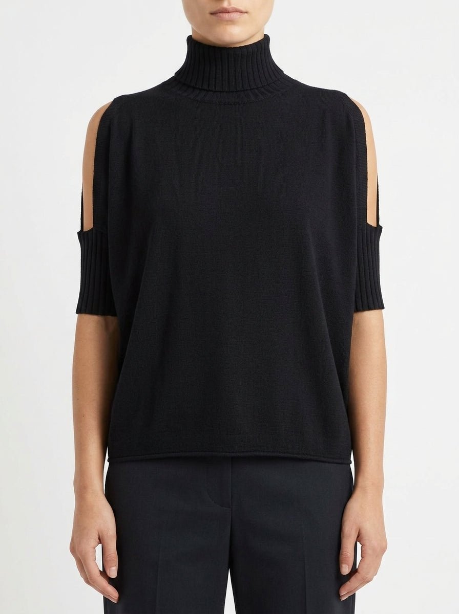 Conti Lightweight Sweater Opening Arms