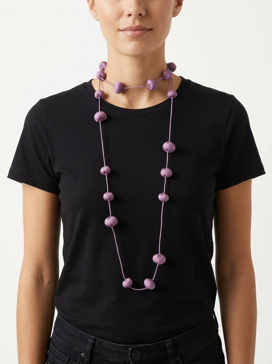 Collana Il Baco Da Seta Palline di seta bozzolo lilla