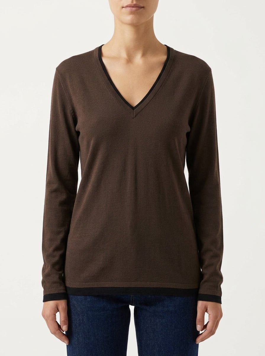Camiseta Universel Bicolor Pico Marrón