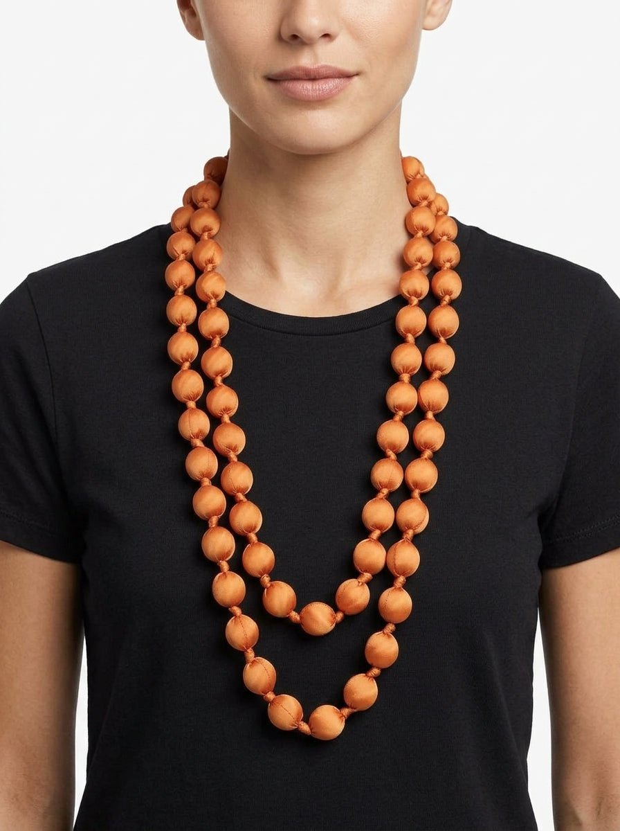 Collana il Baco Da Seta Maxi palline di seta salmone