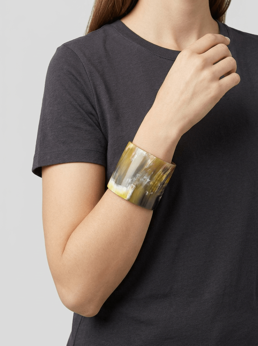 Brazalete Liviana Conti Cuerno Ancho Ambar