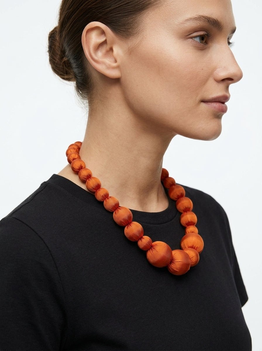 Collar Il Baco Da Seta Lonh Naranja