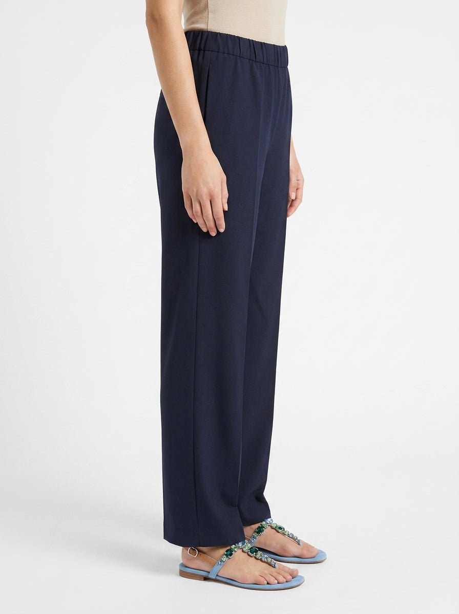 I pantaloni leggeri contizzano tasche dietro