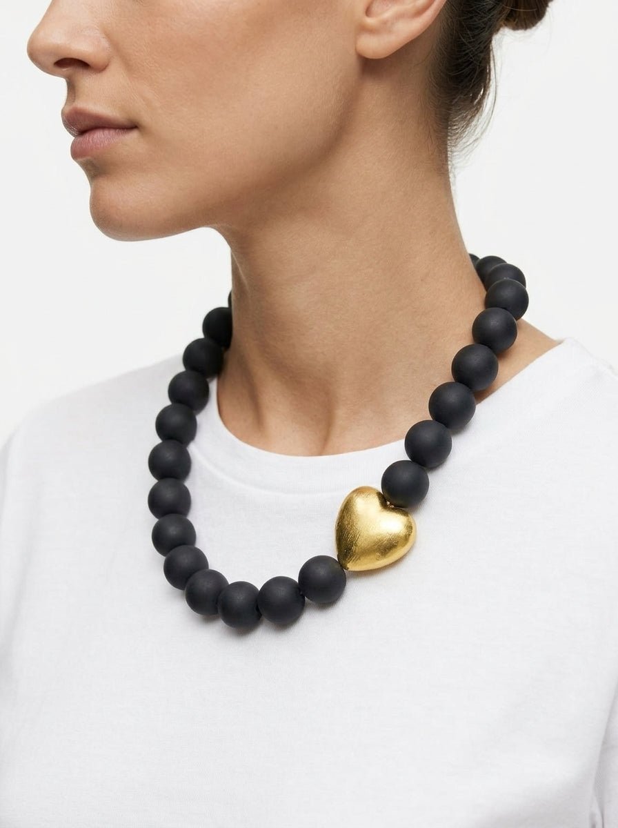 Collar Fabrizio Marcantelli Bolas Negras Corazon Dorado