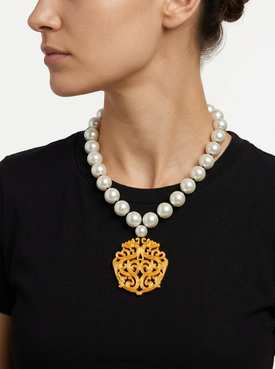 Fabrizio Marcantelli Collier Court Doré Perles Mandala