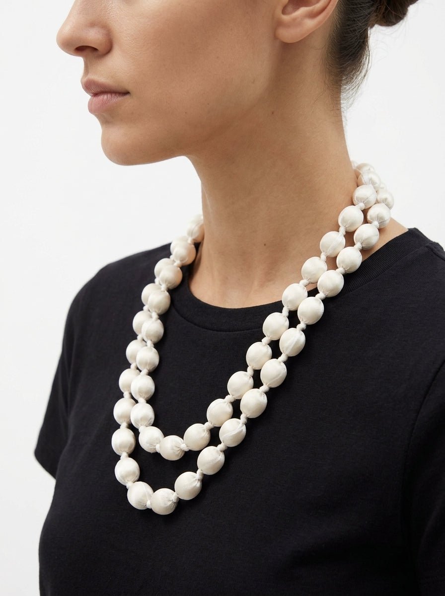 Collar il Baco Da Seta Maxi Bolas Seda Blanco