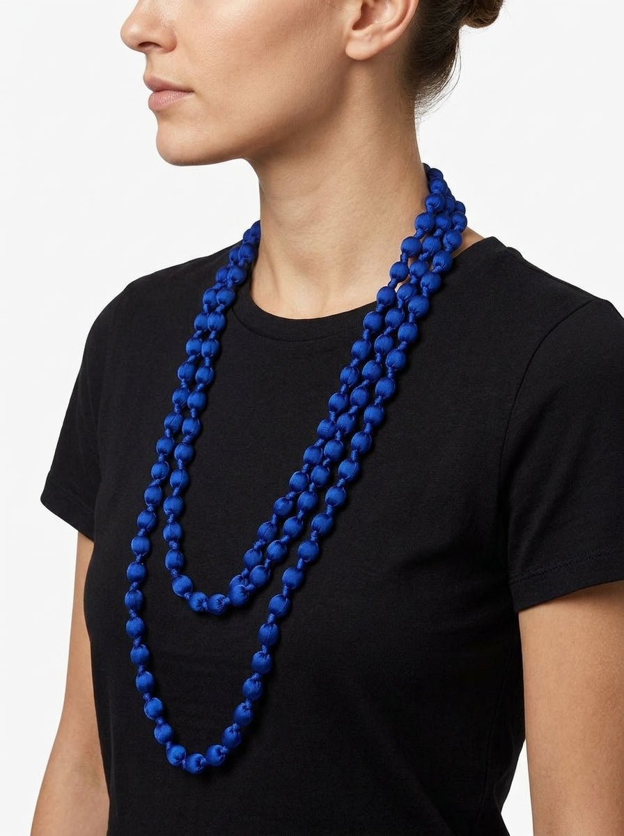 Collar Il Baco Da Seta Bolas Seda Azul Eléctrico 3.5