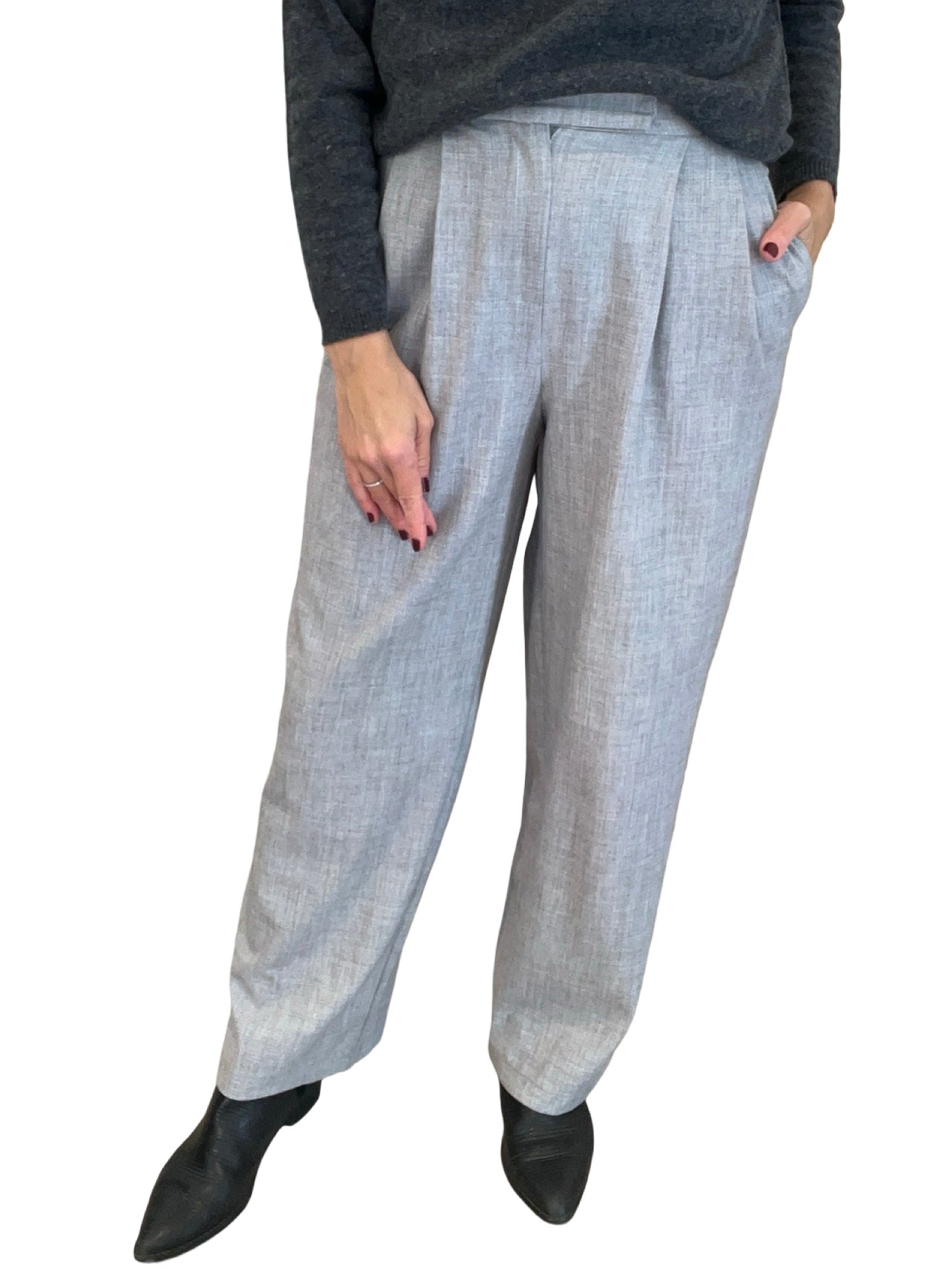 Pantalon Byu Pinzas Gris Claro