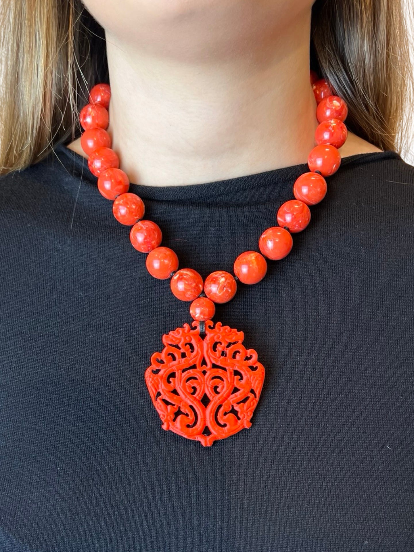 Collar Fabrizio Marcantelli Medallon Coral Corto