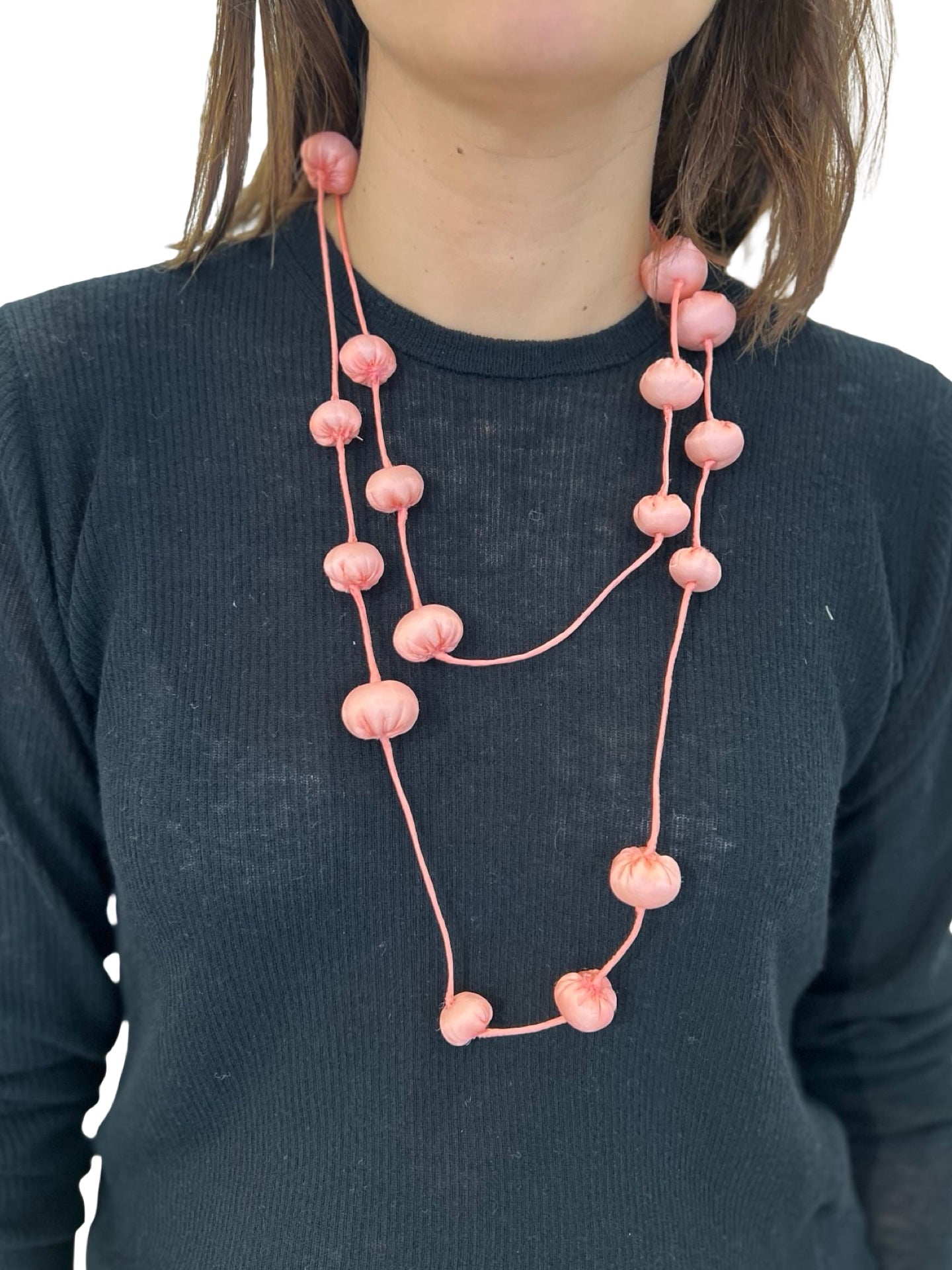 Collana Il Baco Da Seta Palline di seta a bozzolo rosa