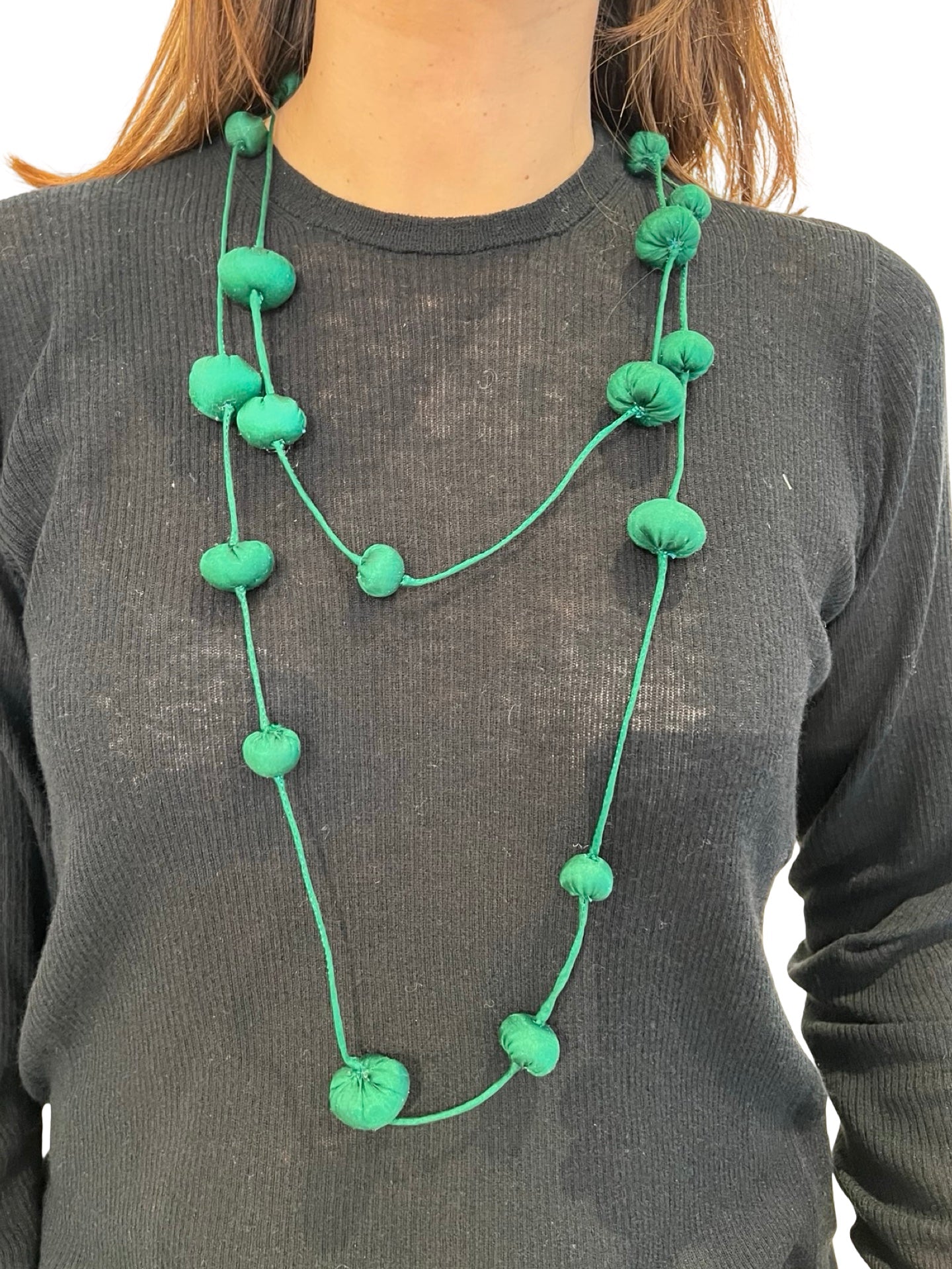 Collana Il Baco Da Seta Palline di seta bozzolo verde bottiglia