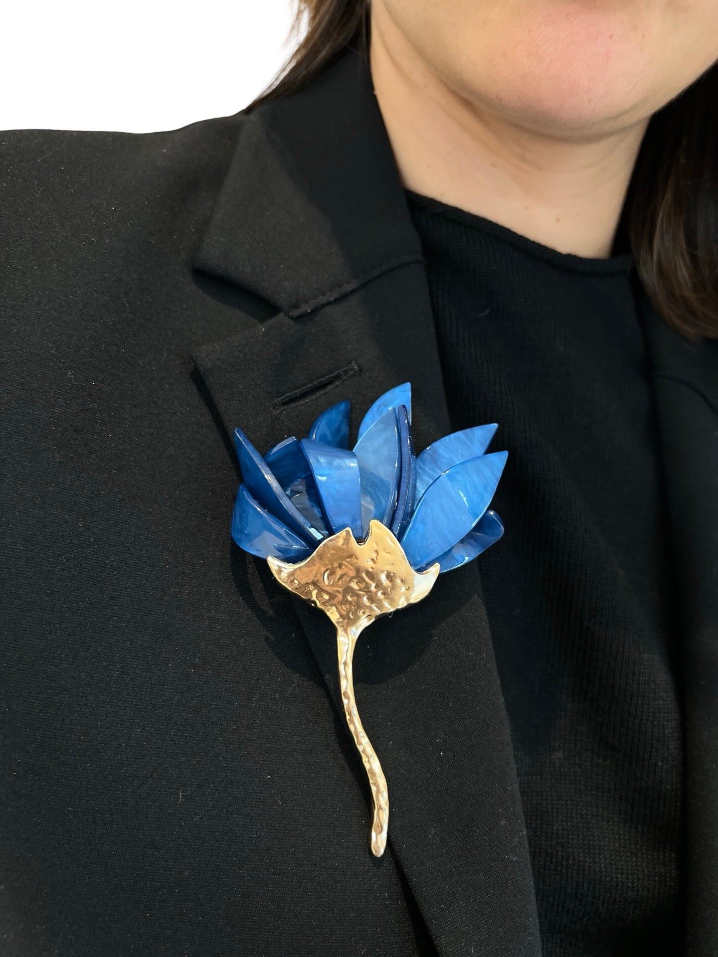 Broche Il Baco Da Seta Flor Metal Resina Azul