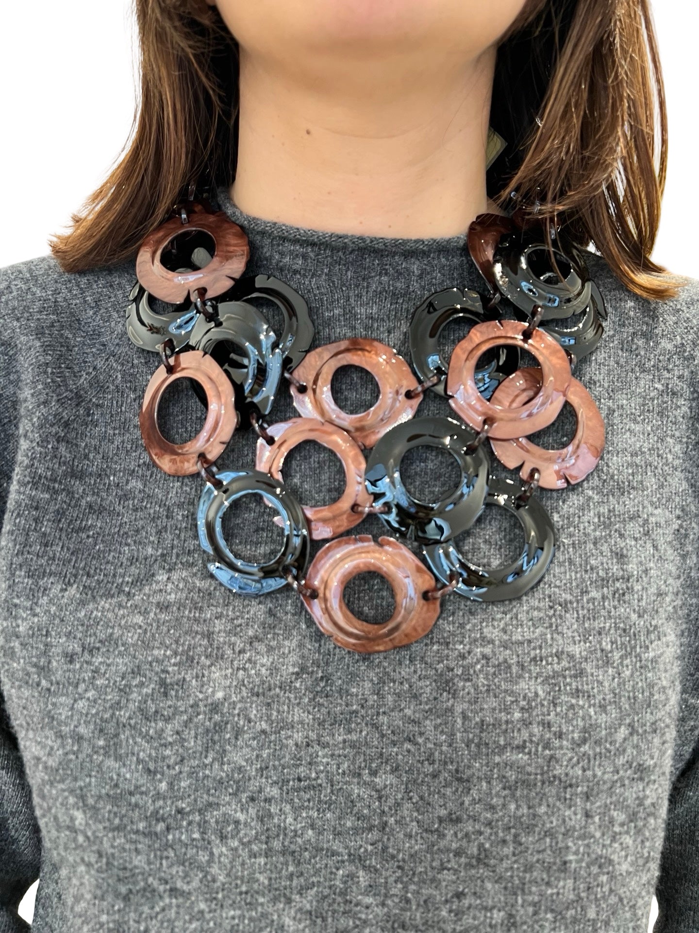 Collar Il Baco Da Seta Triple Tiras Anillas Marrón