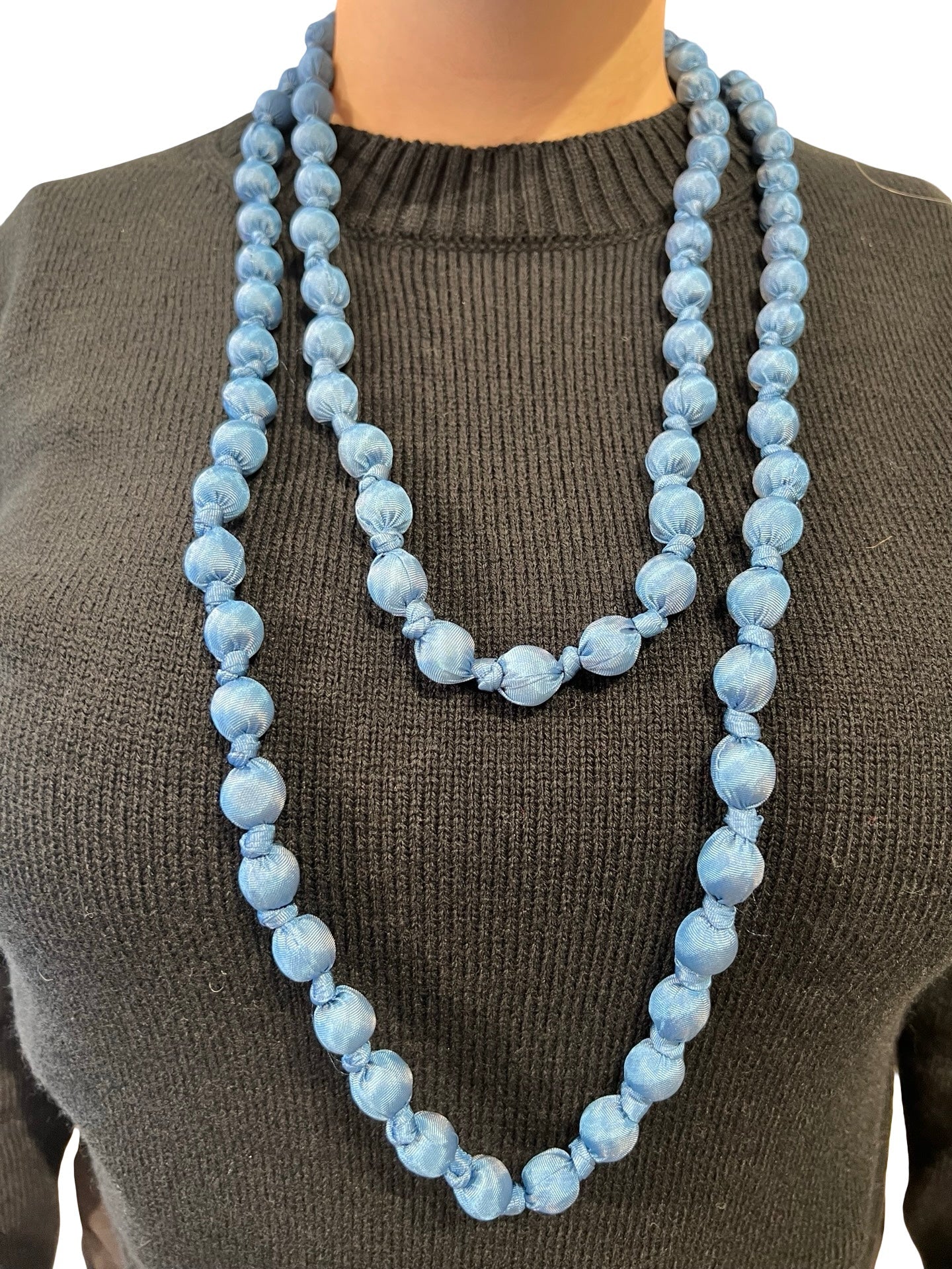 Collar Il Baco Da Seta Bolas Seda Azul Pitufo