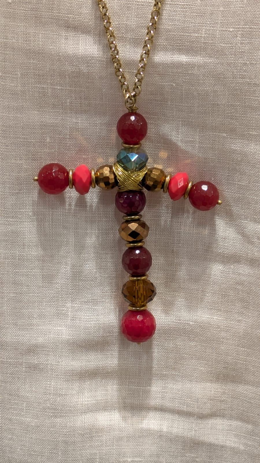 Collar Largo Il Baco da Seta Cruz Granate