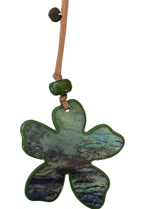 Il Baco Da Seta Green Flower Necklace