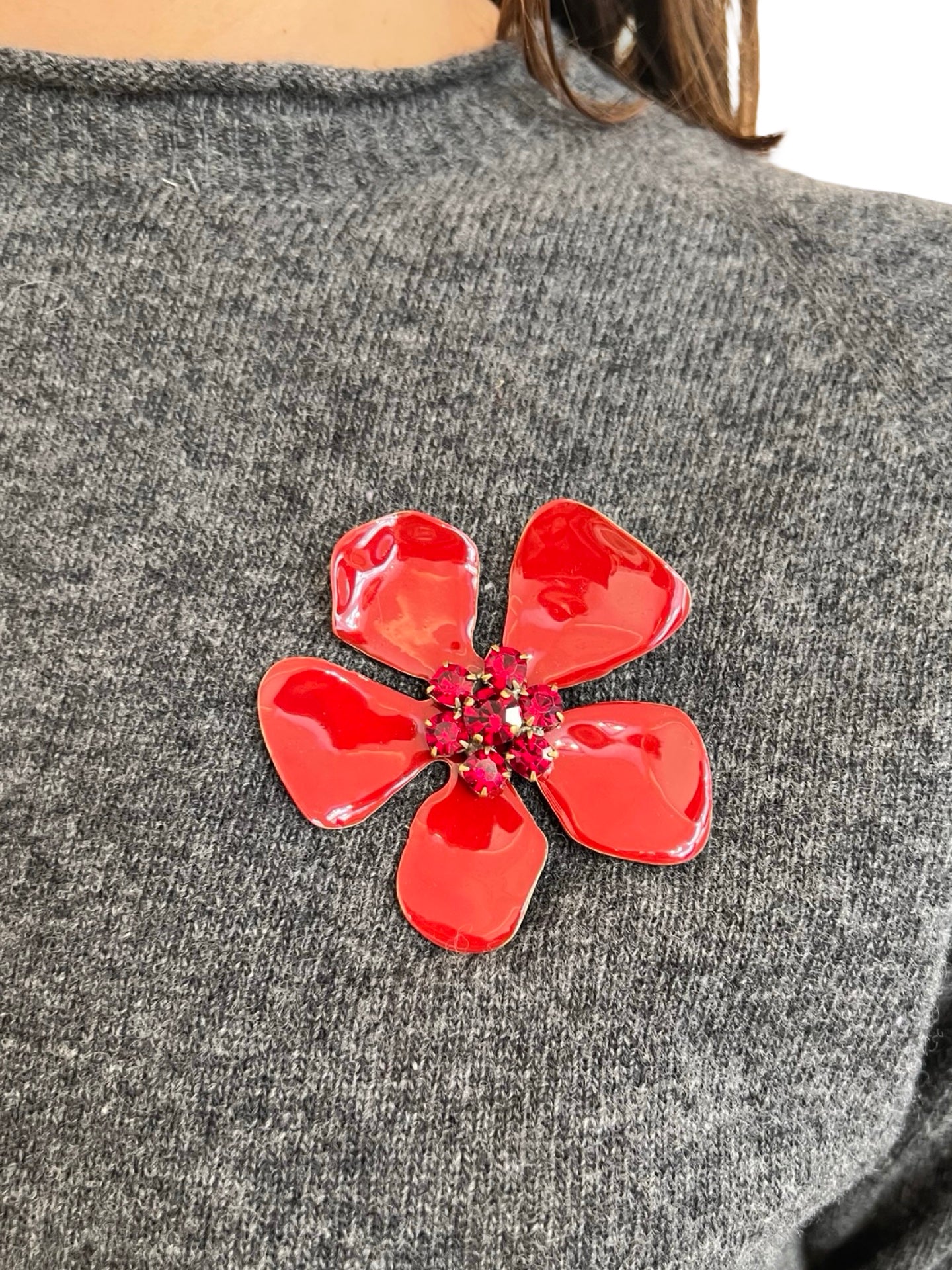 Broche Unique Flor Granate
