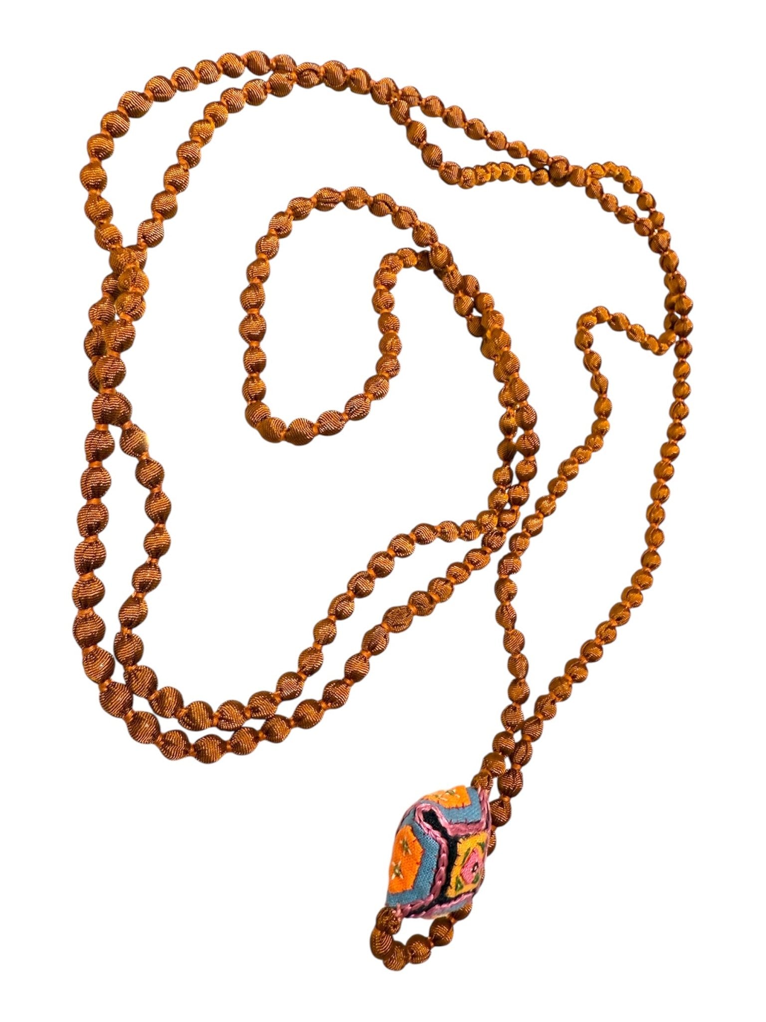 Collana Il Baco Da Seta Mini palline di seta Ly cuscino cammello