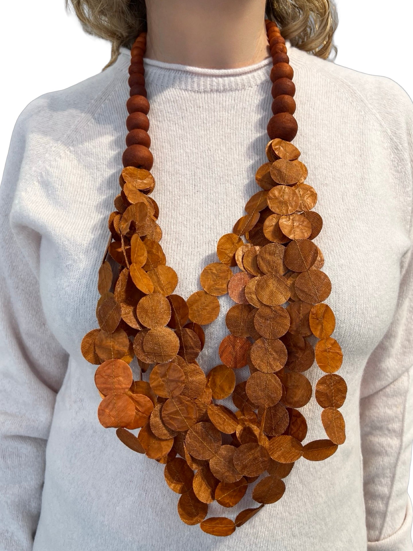 Collana di cammello con ramo di Ana Hagopian