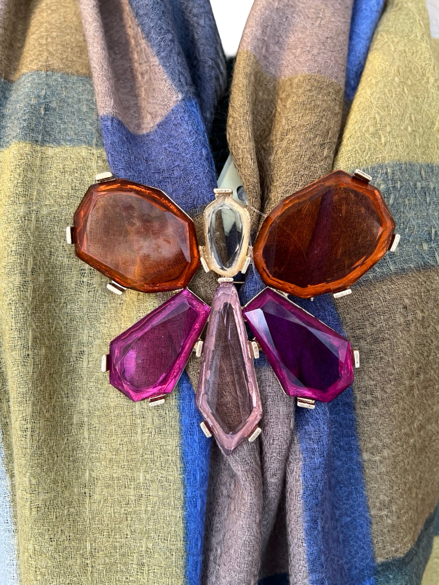 Broche Il Baco Da Seta Mariposa Cristales Violeta