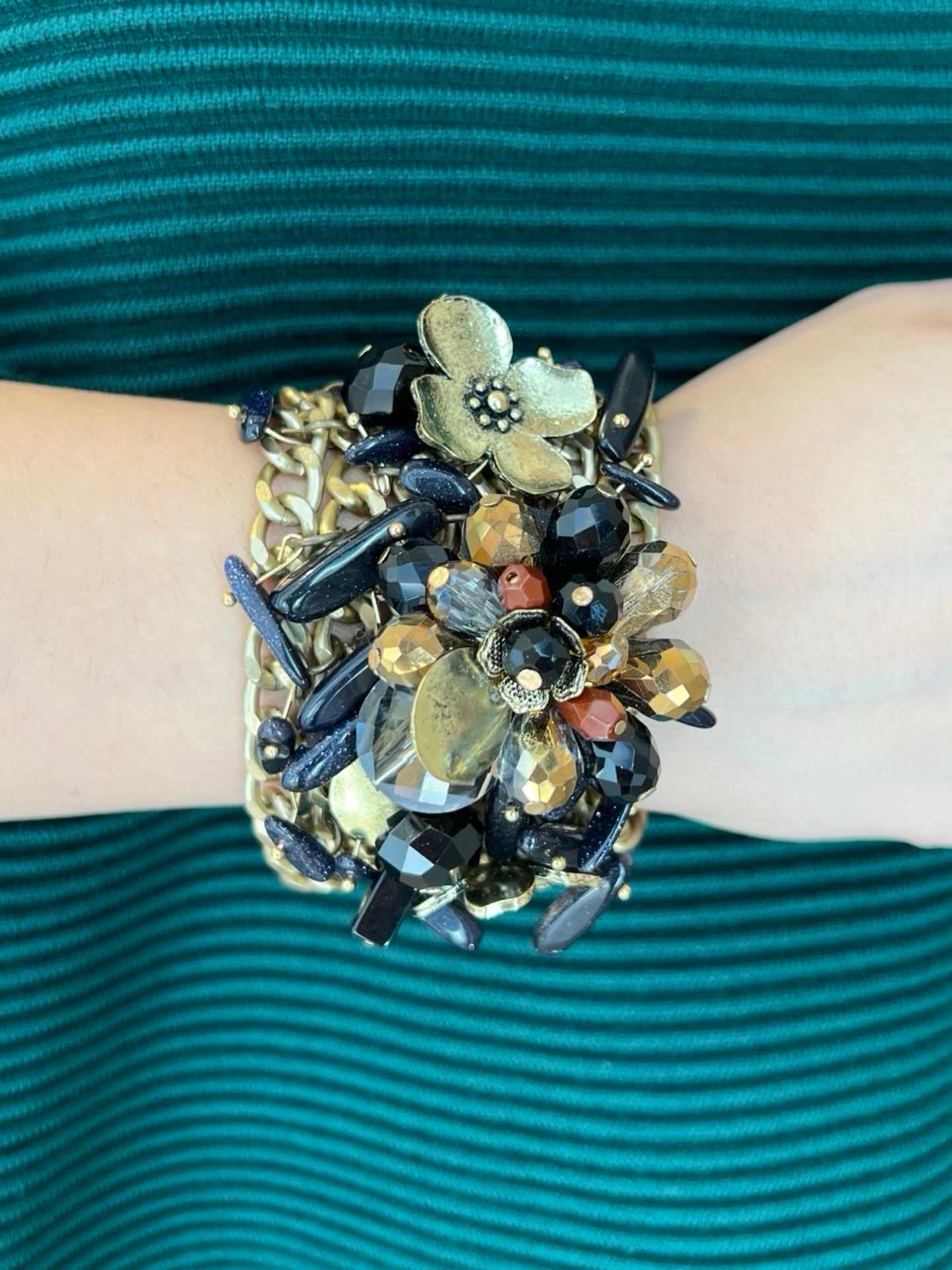 Bracciale Il Baco Da Seta Catene di fiori e pietre blu navy