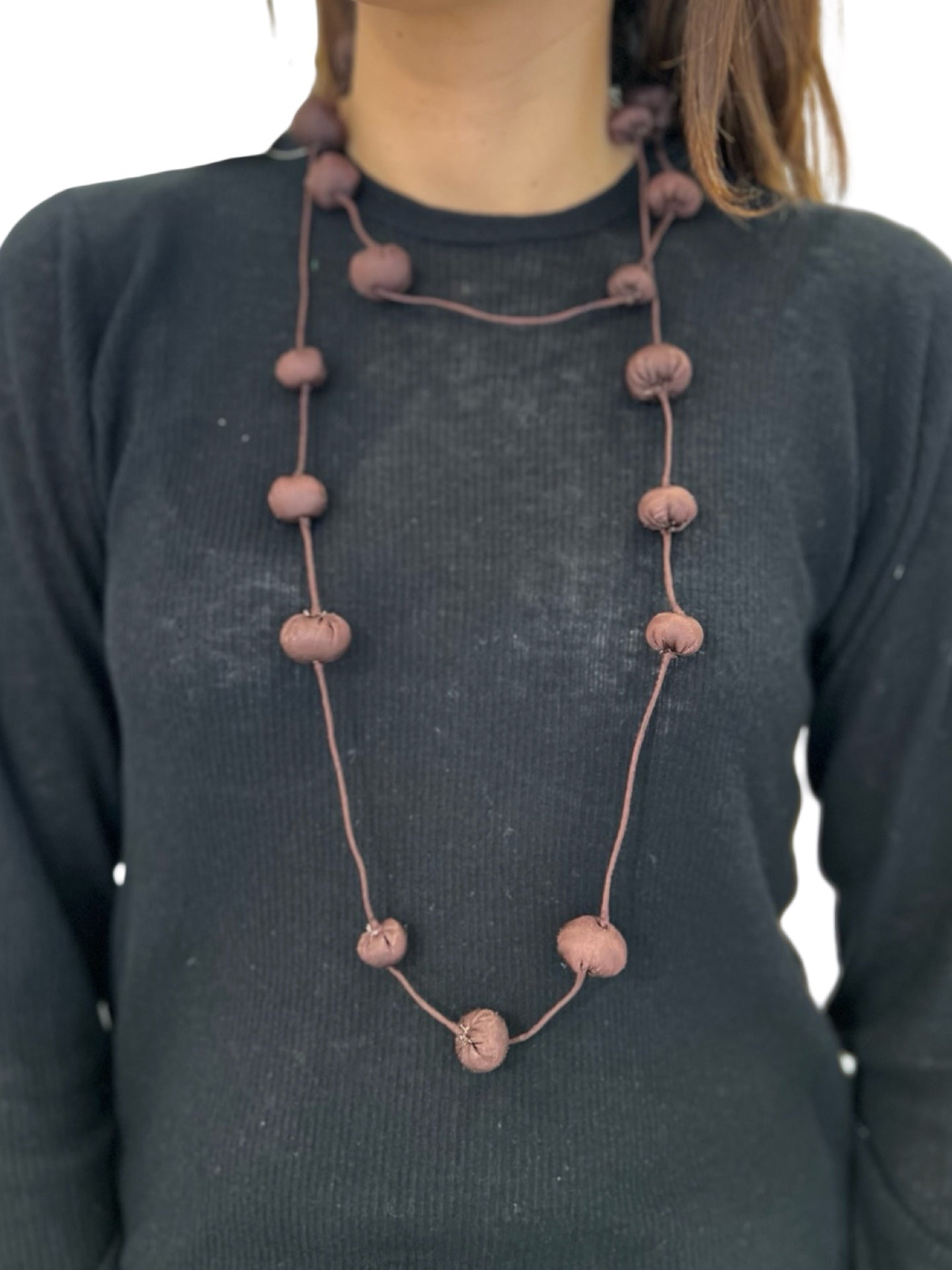 Collana Il Baco Da Seta Palline di seta bozzolo di cioccolato